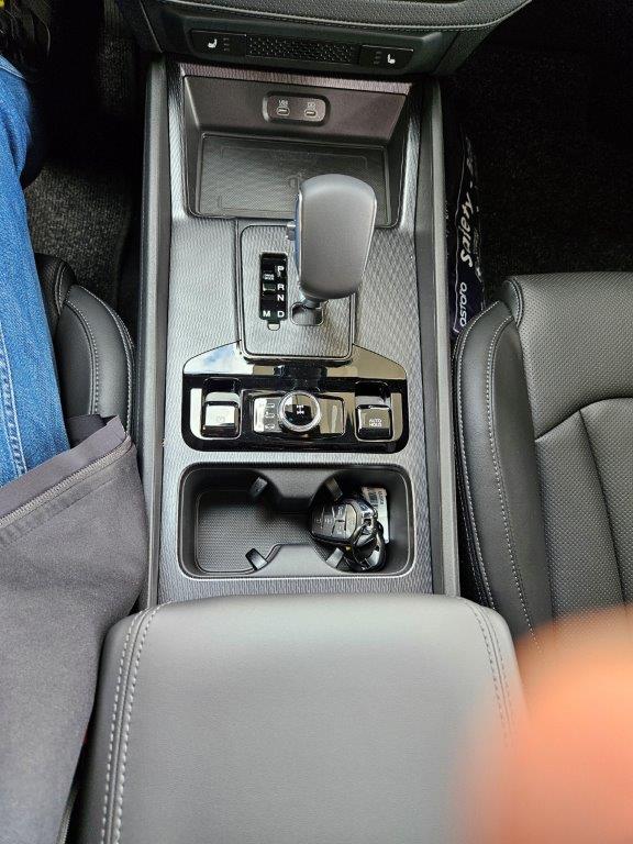 KGM-SsangYong Musso 2.2 e-XDI Titanium-image-11