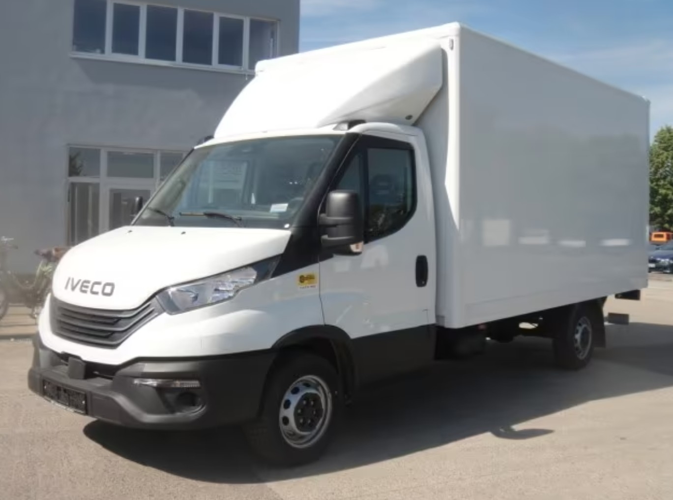 IVECO Daily 35 S 16H Kasten