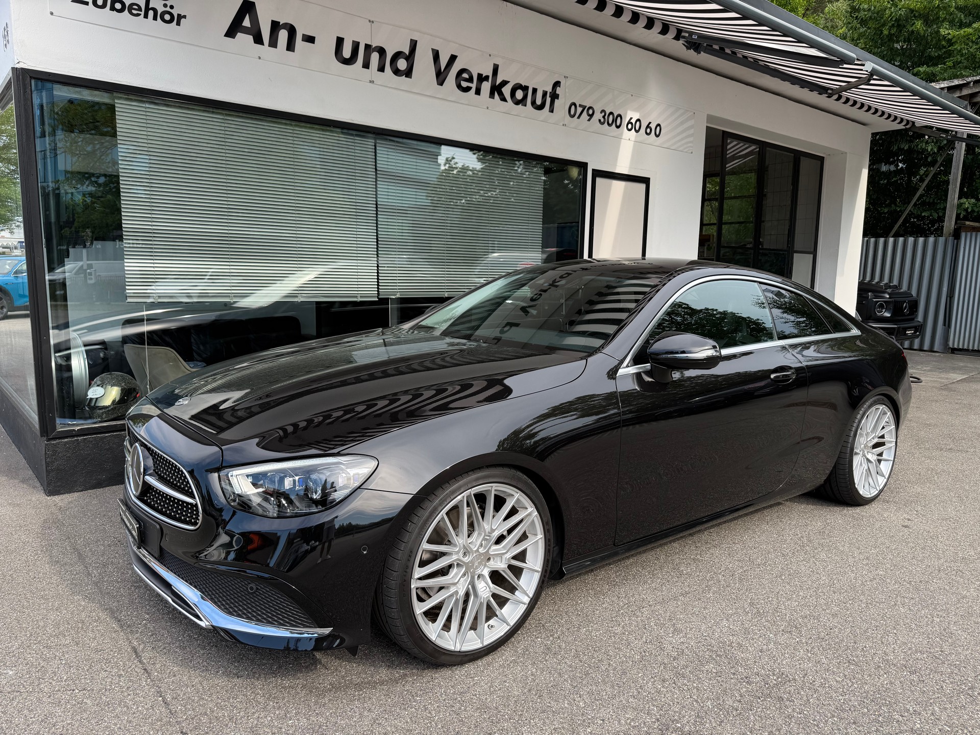 MERCEDES-BENZ E 220 d Coupé Avantgarde 9G-Tronic