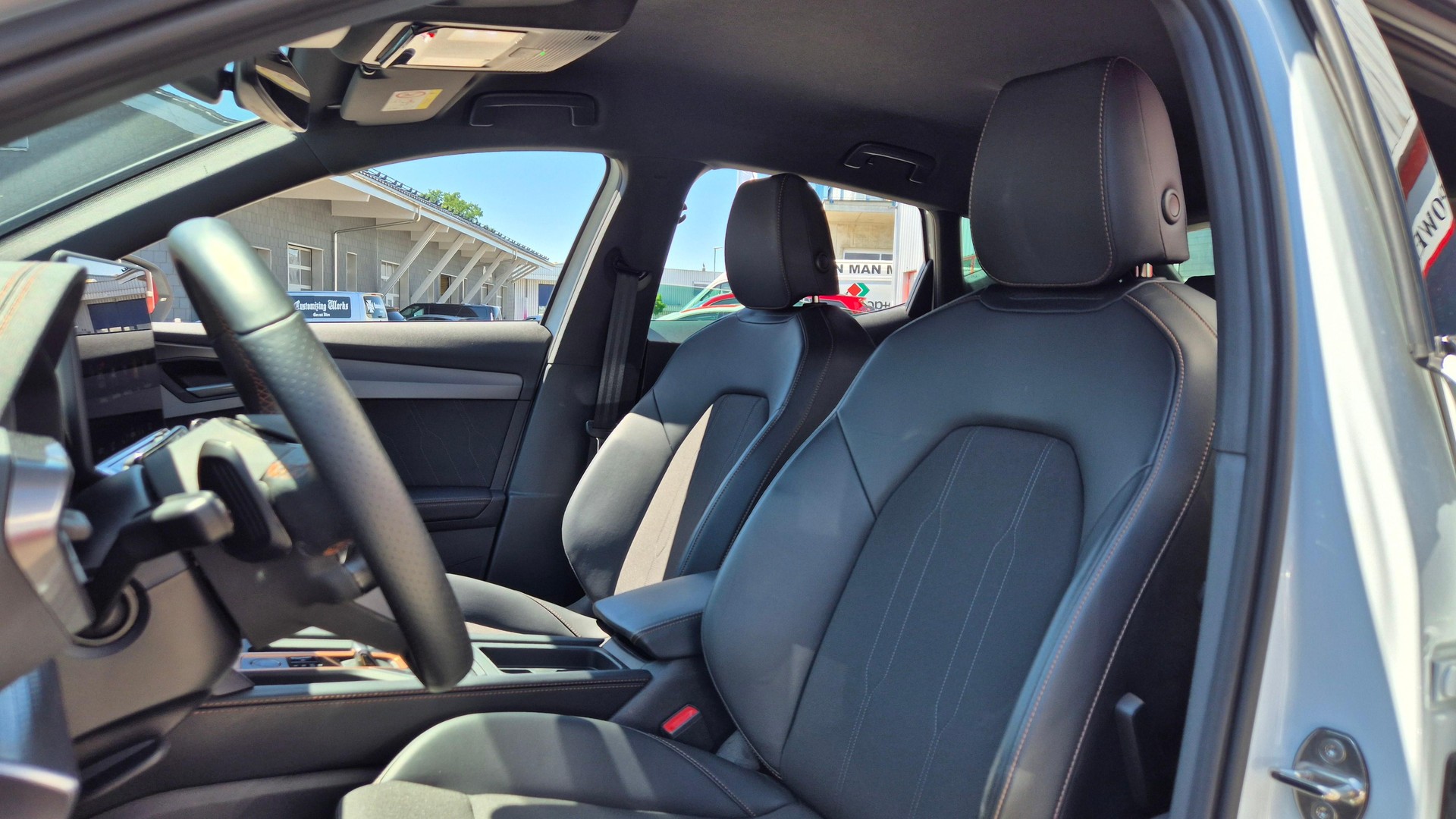 CUPRA Formentor 1.5 eTSI DSG-image-9