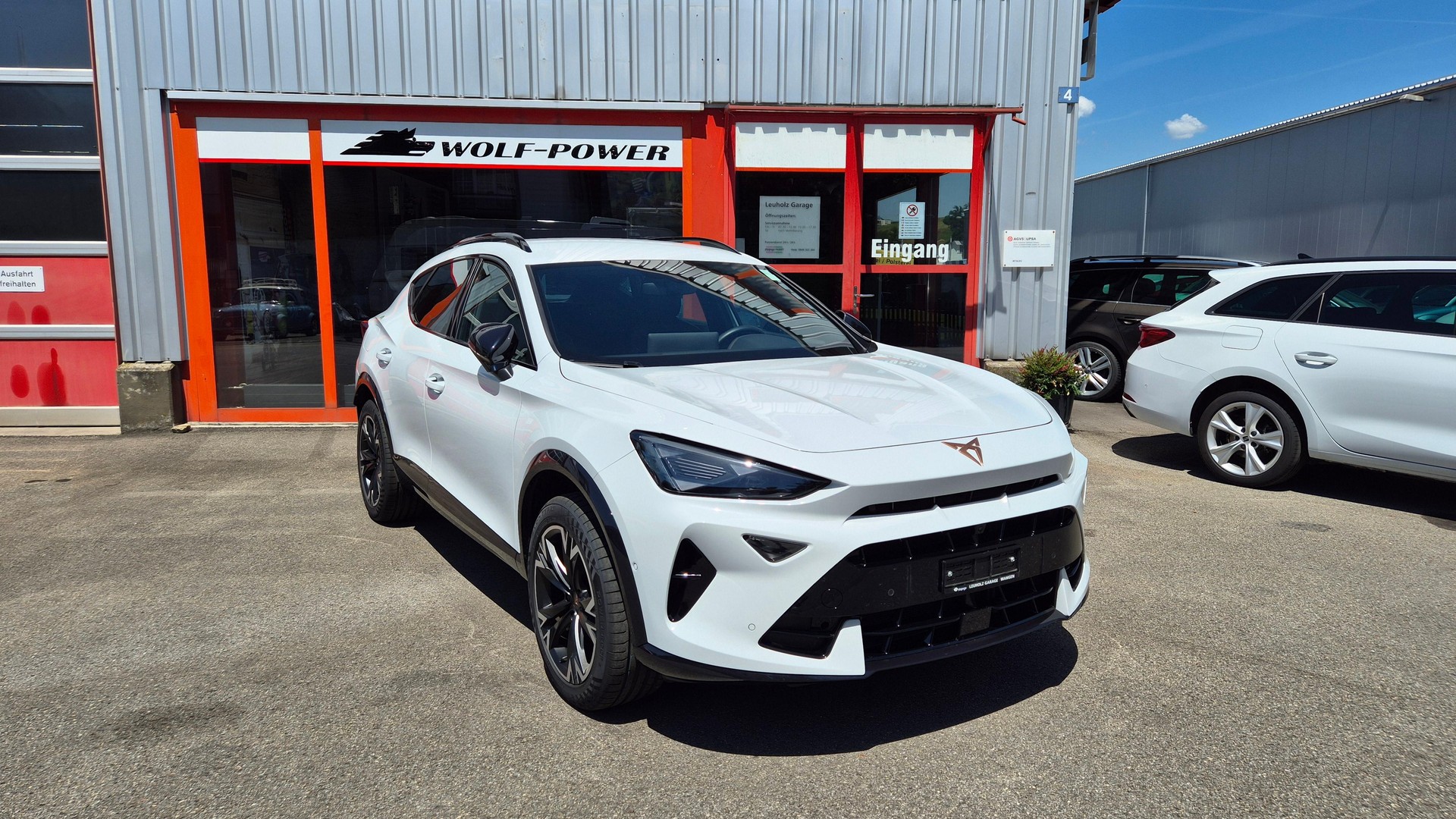CUPRA Formentor 1.5 eTSI DSG-showroom-element-1