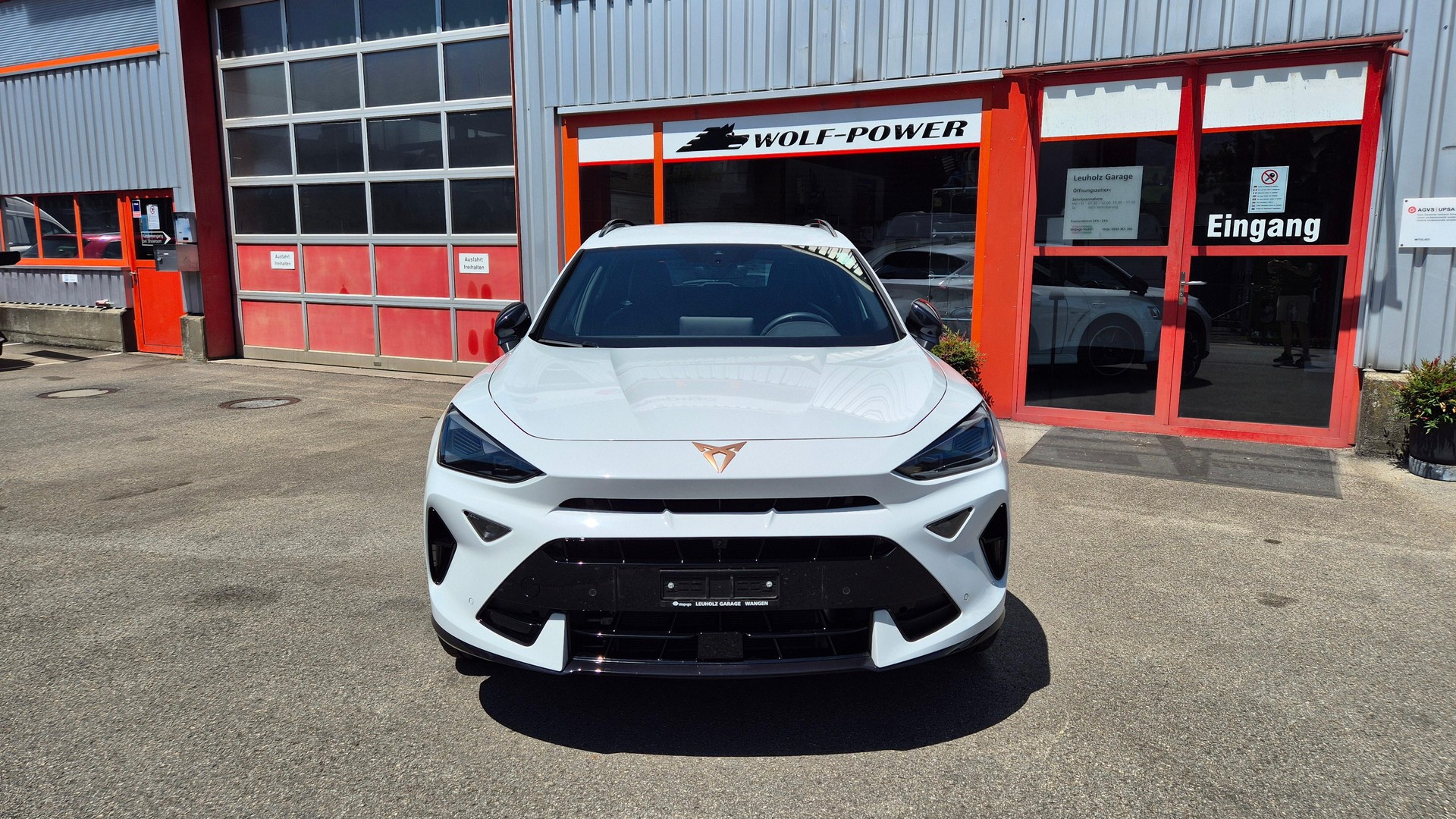 CUPRA Formentor 1.5 eTSI DSG-showroom-element-2