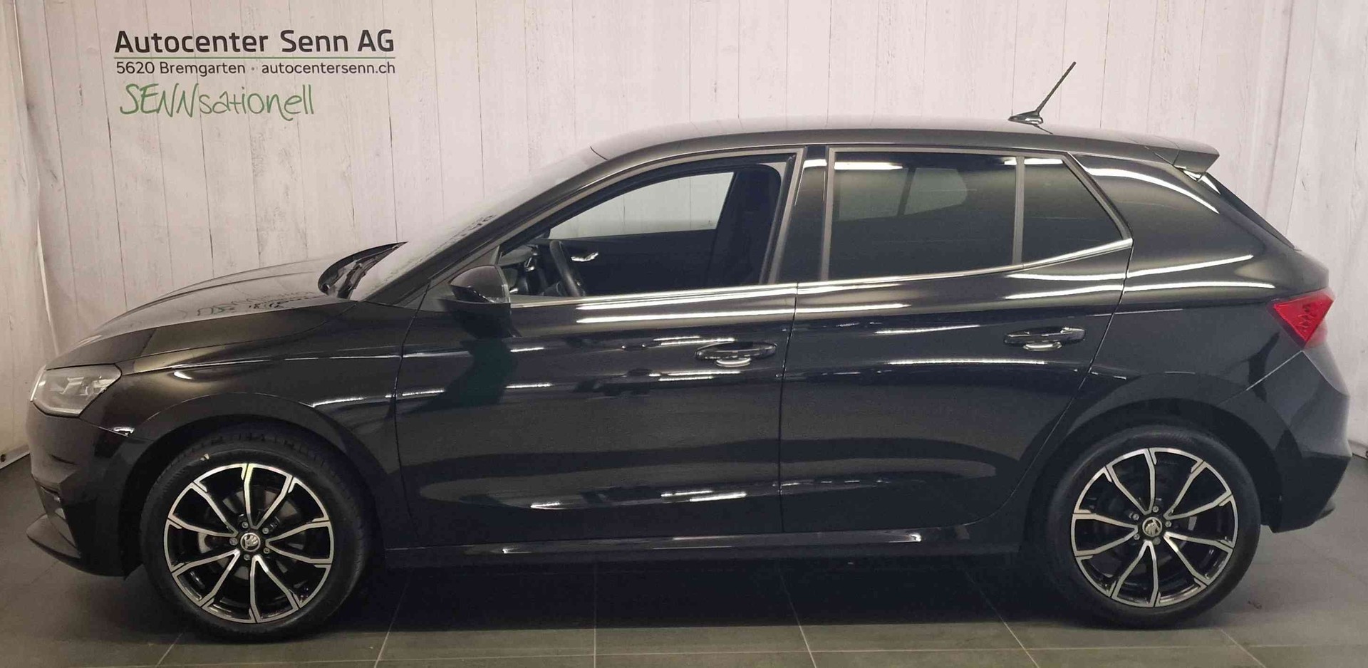 SKODA Fabia 1.0 TSI Dynamic DSG-showroom-element-2