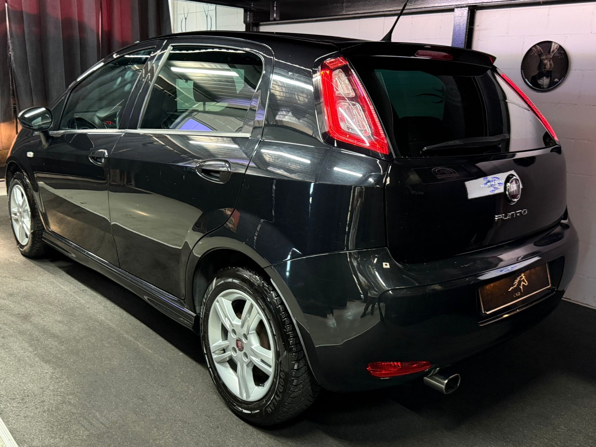 FIAT Punto 1.4 16V Sporting-showroom-element-2