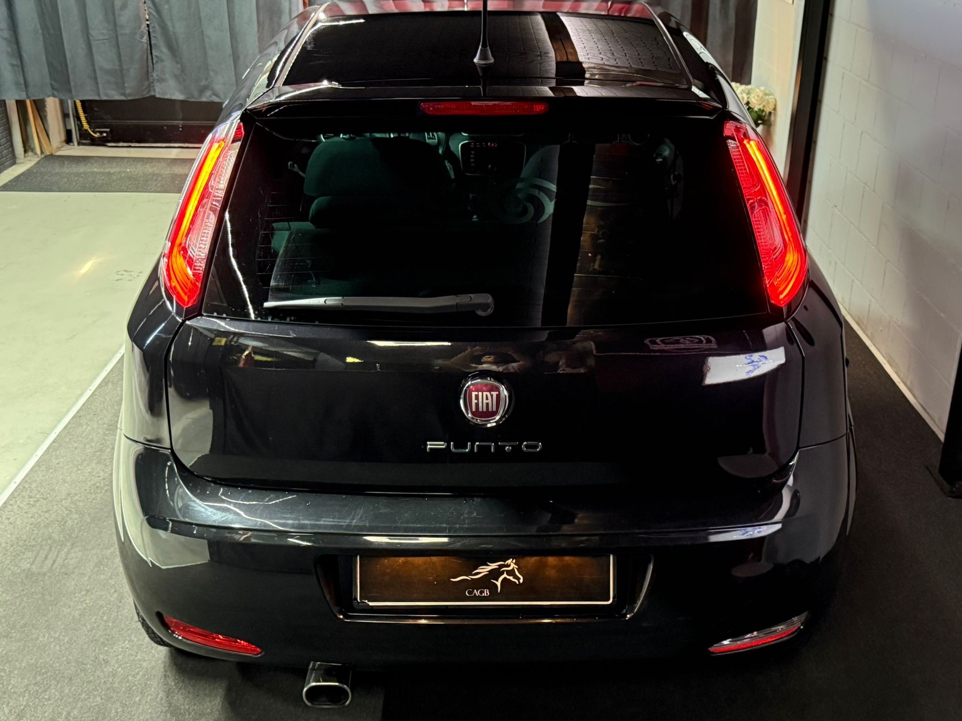 FIAT Punto 1.4 16V Sporting-image-12