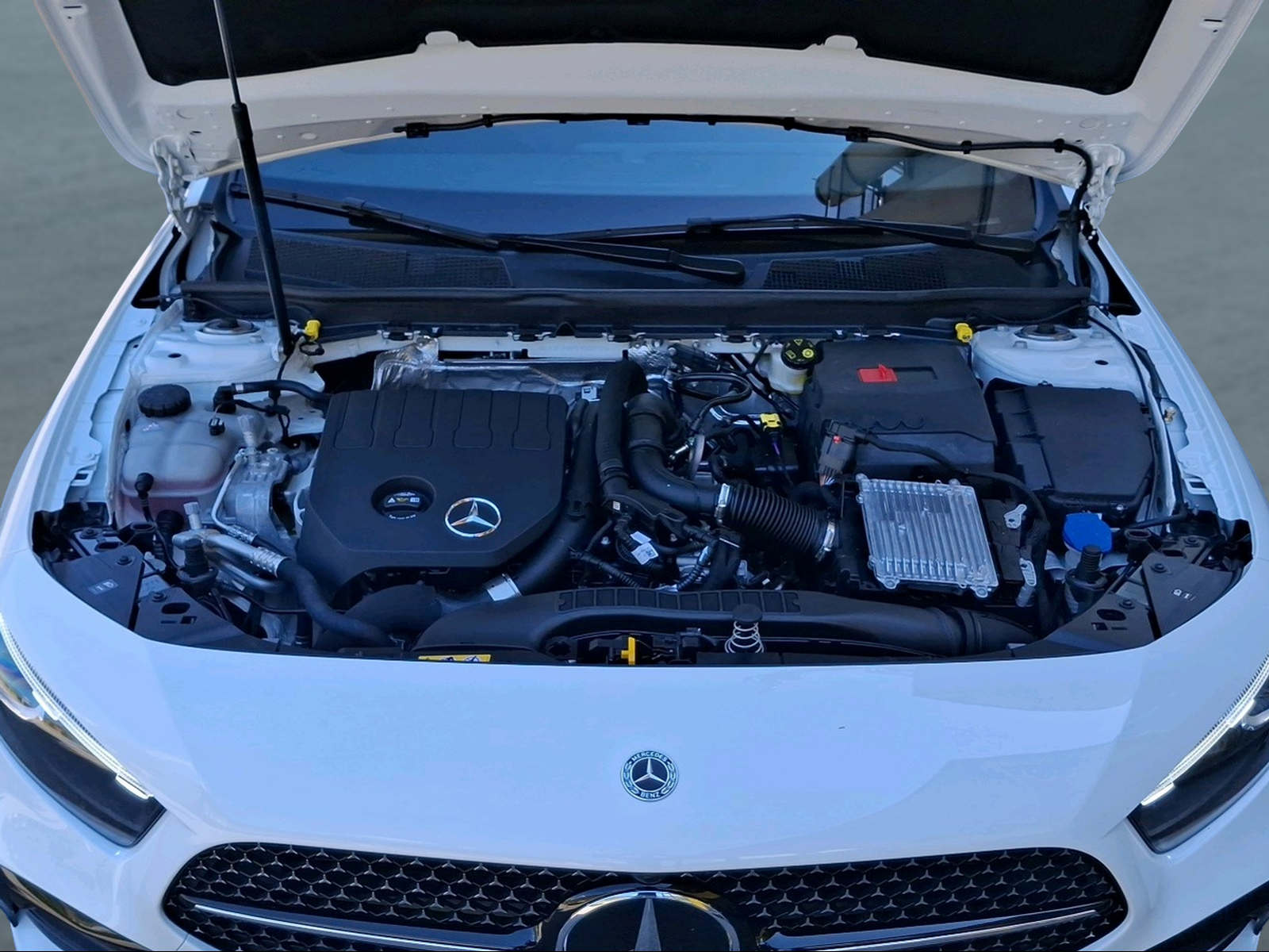 MERCEDES-BENZ A 200 Night Star 7G-DCT-image-13