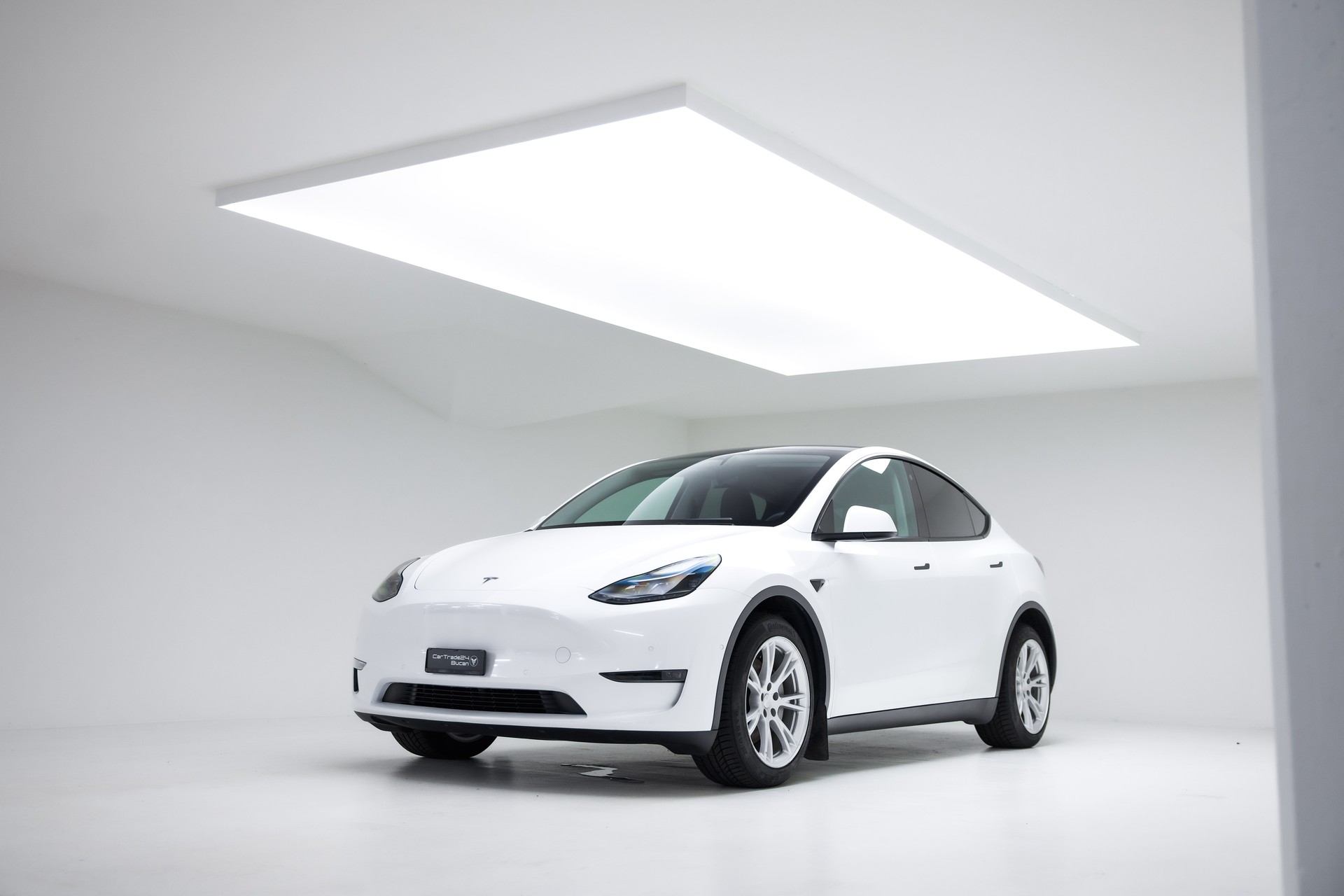 TESLA Model Y Long Range