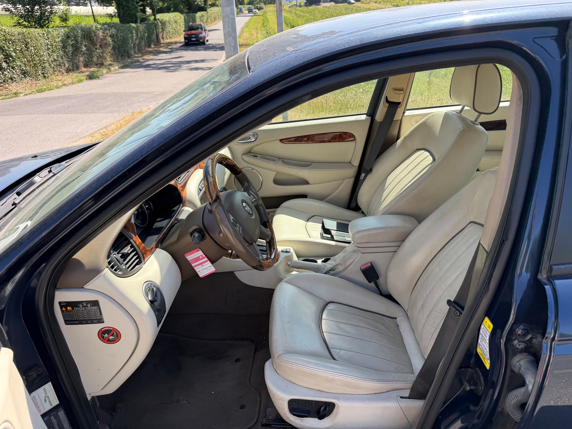 JAGUAR X-Type 3.0 V6 Traction4 Sport-image-6
