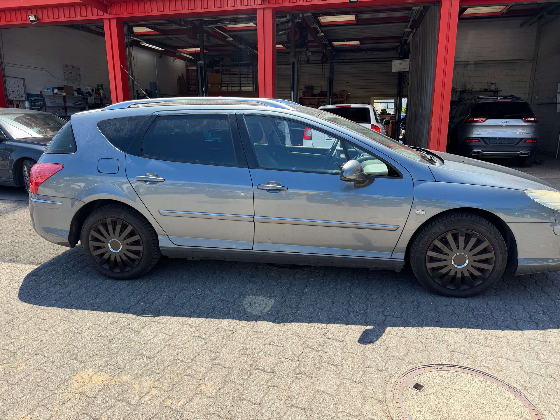 PEUGEOT 407 SW 3.0 Dynamic Automatic-showroom-element-3