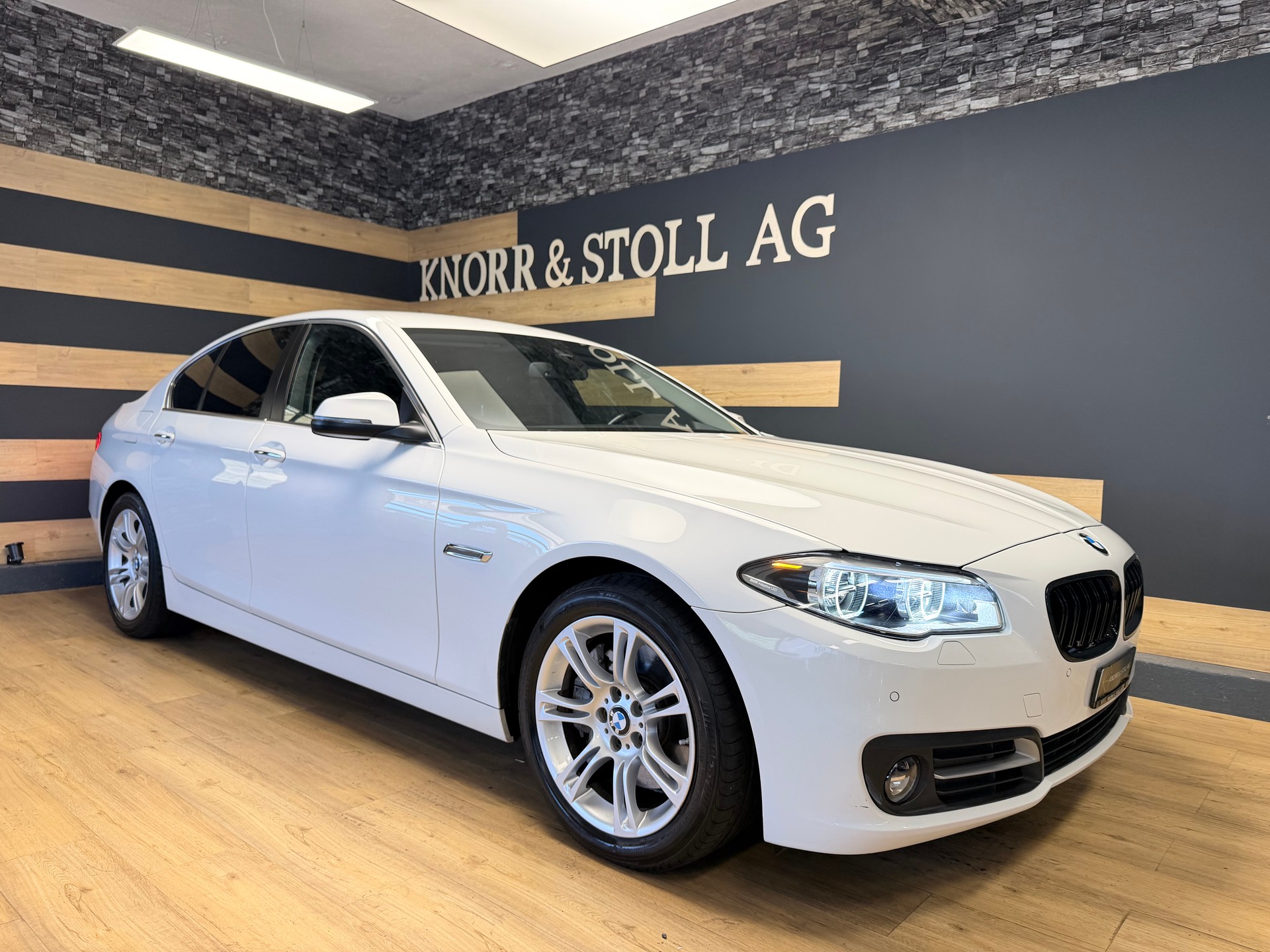BMW 525d xDrive Luxury Line Steptronic