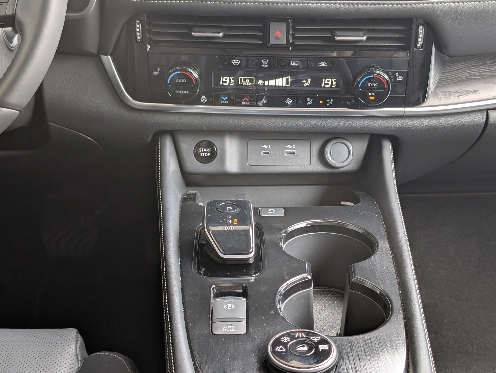 NISSAN X-Trail 1.5 VC-T e-Power 4WD Tekna+-image-12