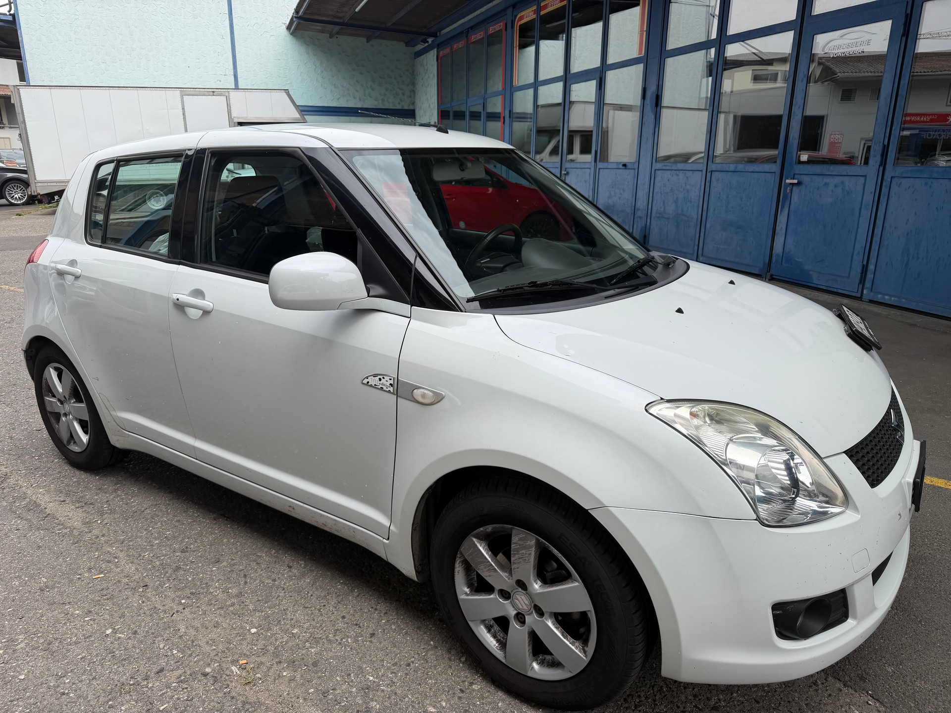 SUZUKI Swift 1.3i 16V GL Top