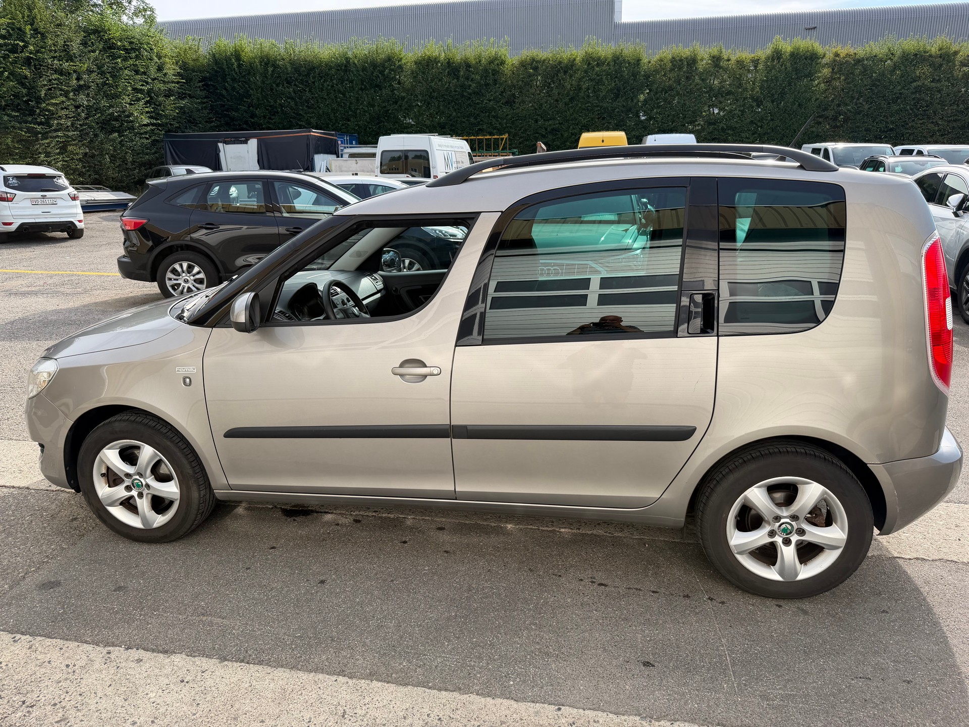 SKODA Roomster 1.2 TSI Style-image-7