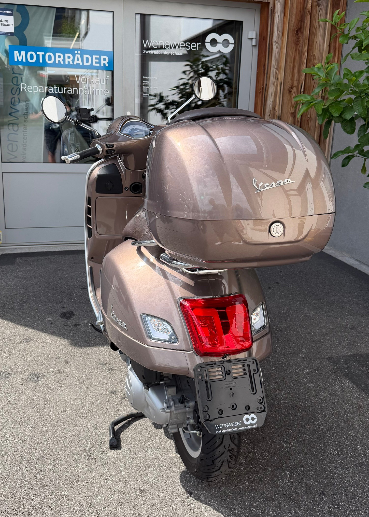 PIAGGIO Vespa GTS 300 HPE Touring ABS/ASR-image-3