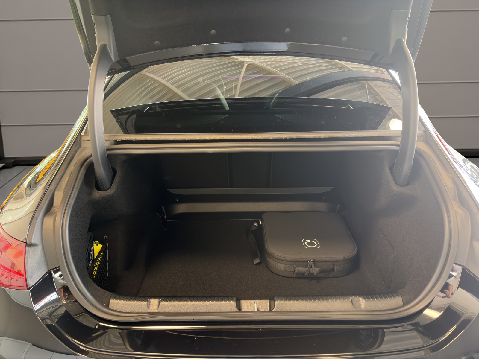 MERCEDES-BENZ EQE SUV 350 4 Matic Executive Edition-image-5