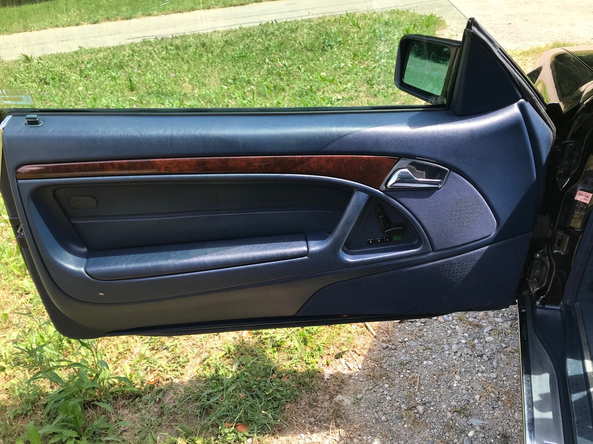 MERCEDES-BENZ SL 320-image-5