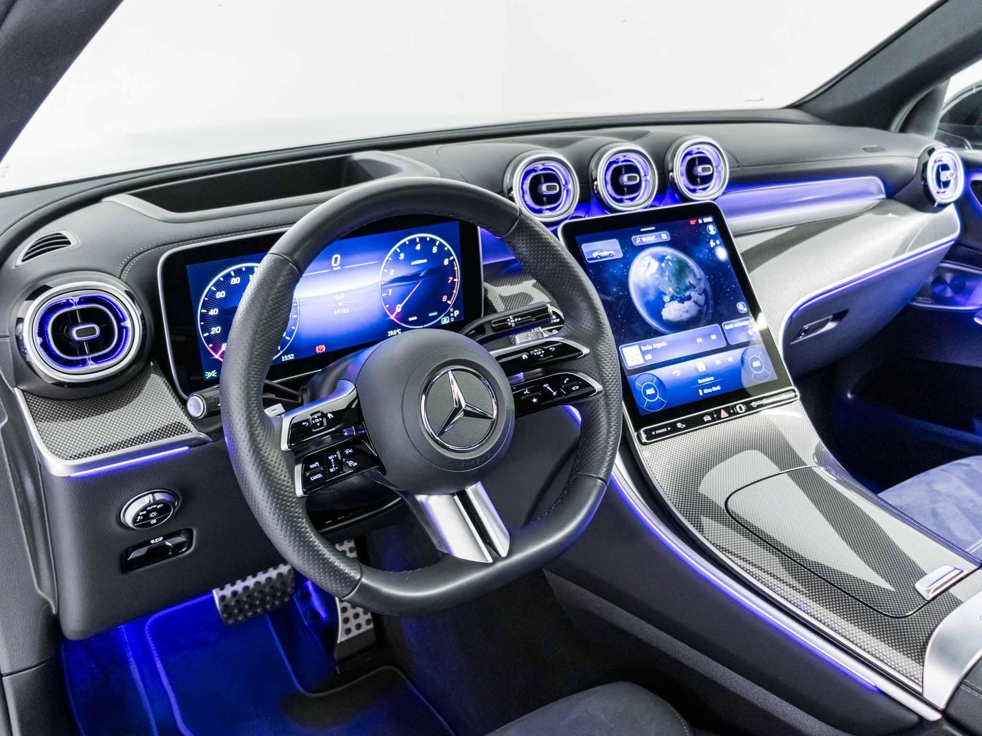 MERCEDES-BENZ GLC 200 4MATIC Coupé-image-9