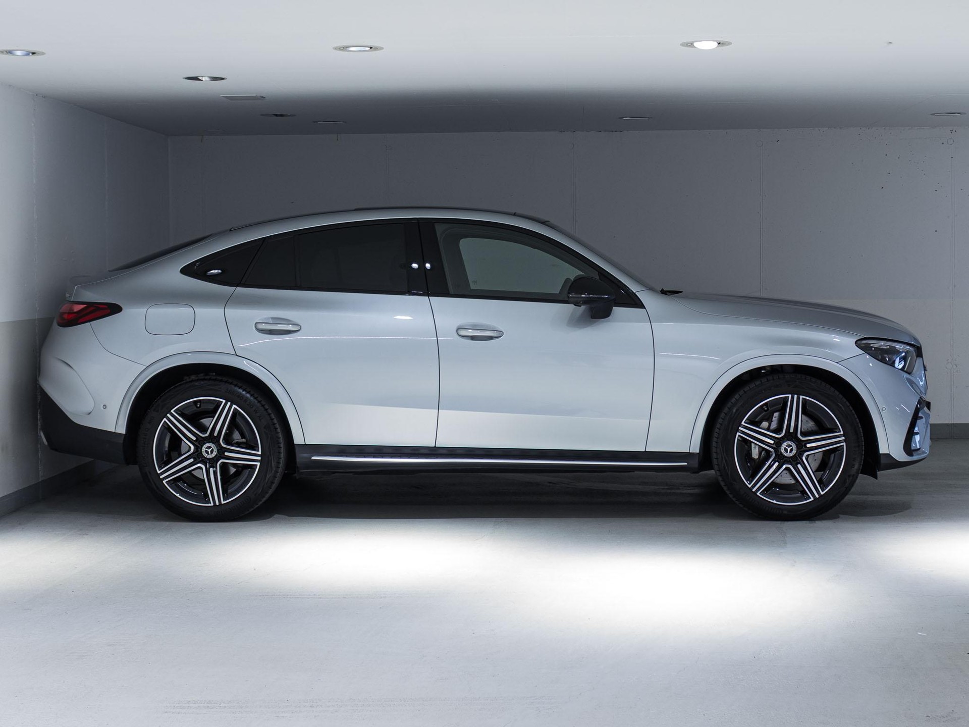MERCEDES-BENZ GLC 200 4MATIC Coupé-image-1