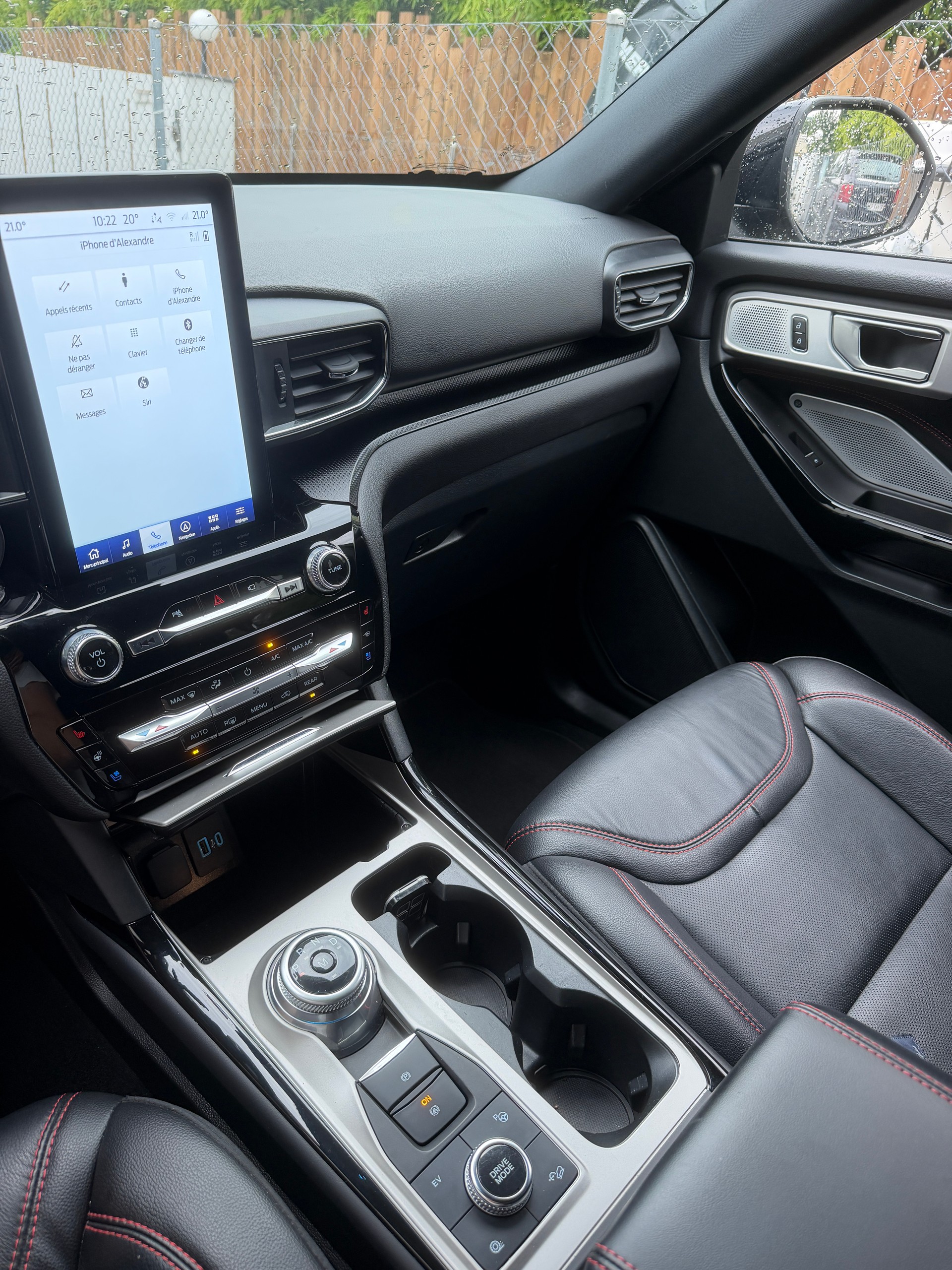 FORD 3.0 V6 Plug-in Hybrid ST-image-2