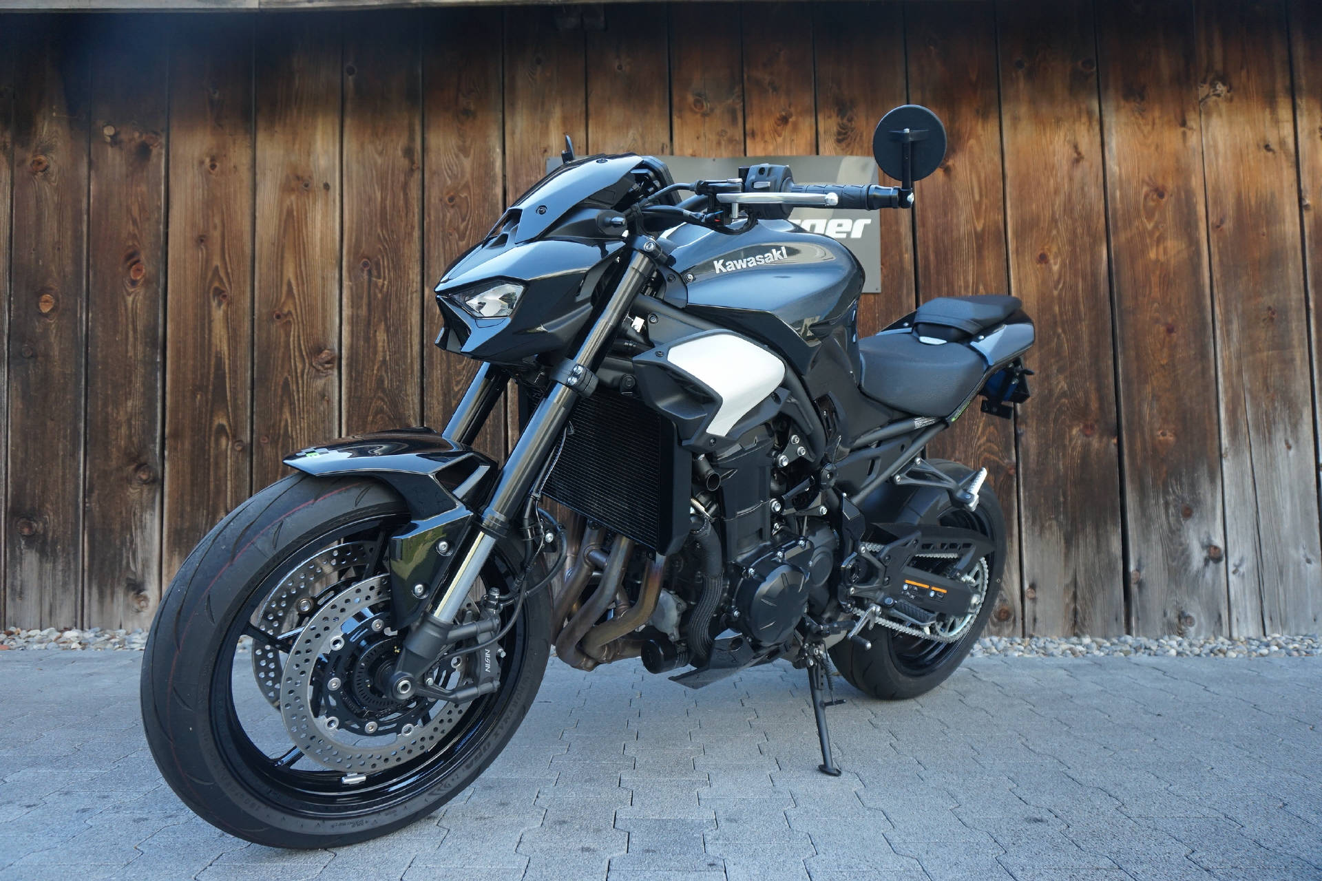 KAWASAKI Z 900 ABS (A2) (35kW) Leovinci LV Corsa S Full Black Edition Auspuff-image-6