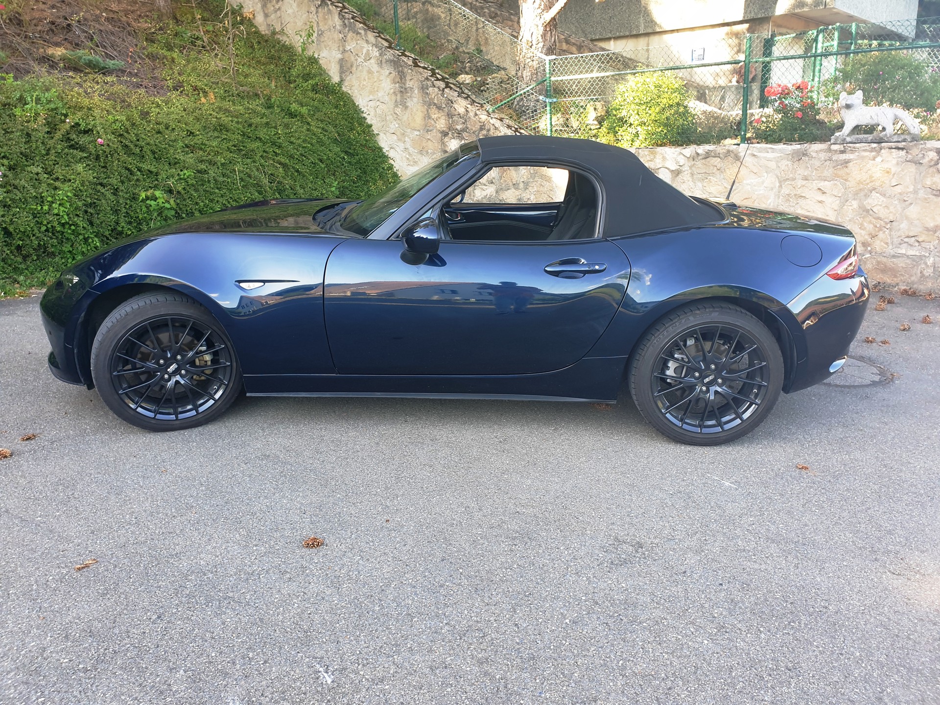 MAZDA 2.0 Revolution-image-8