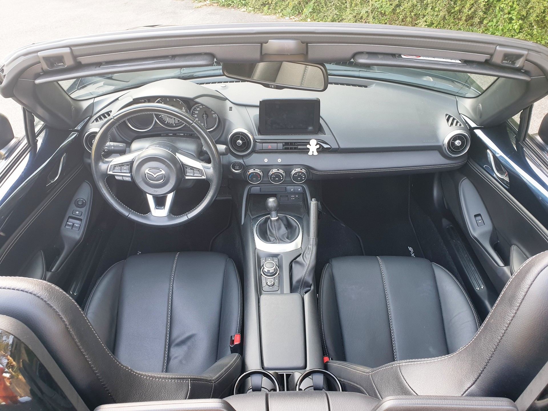 MAZDA 2.0 Revolution-image-6