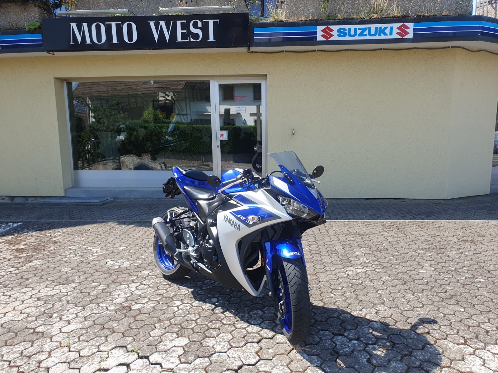 YAMAHA YZF-R3-image-0