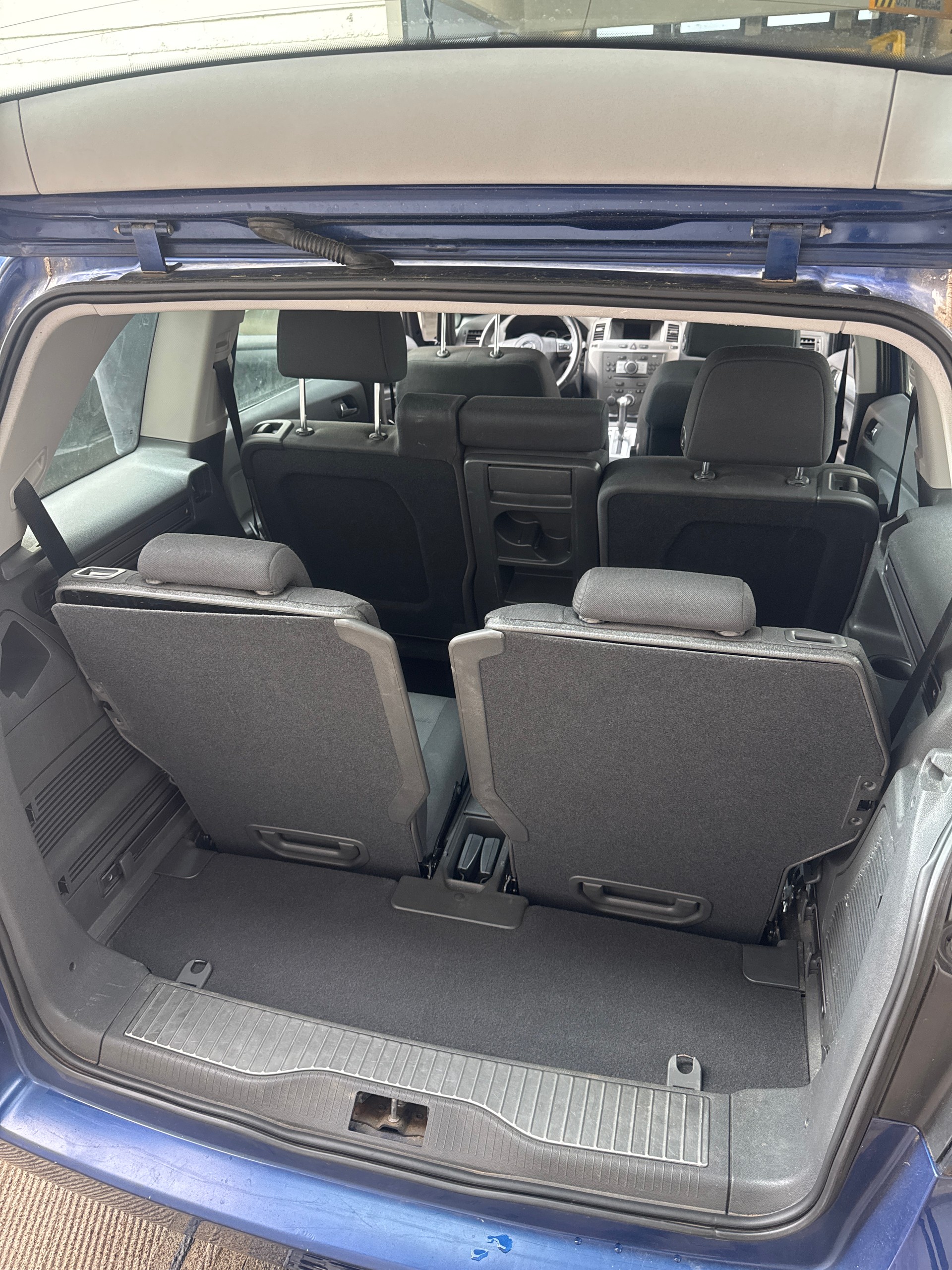 OPEL Zafira 2.2i 16V Essentia !!!!!Automat!!!!!!-image-3