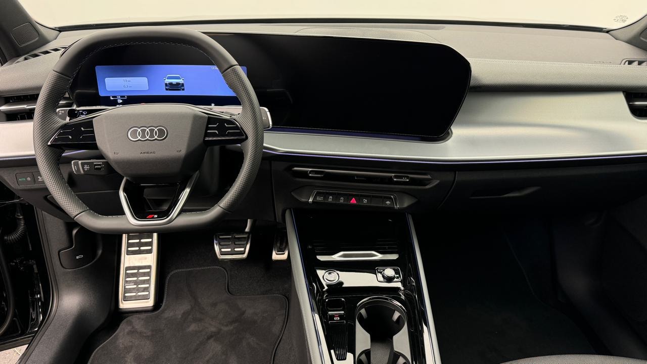 AUDI Q3 SUV TFSI quattro 195 kW S tronic-image-5