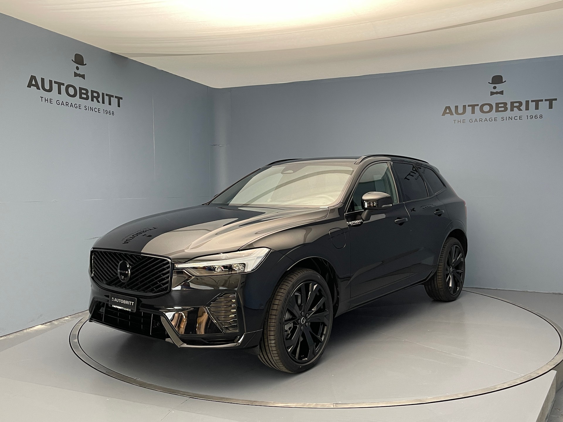VOLVO XC60 2.0 T8 TE Black Edition eAWD