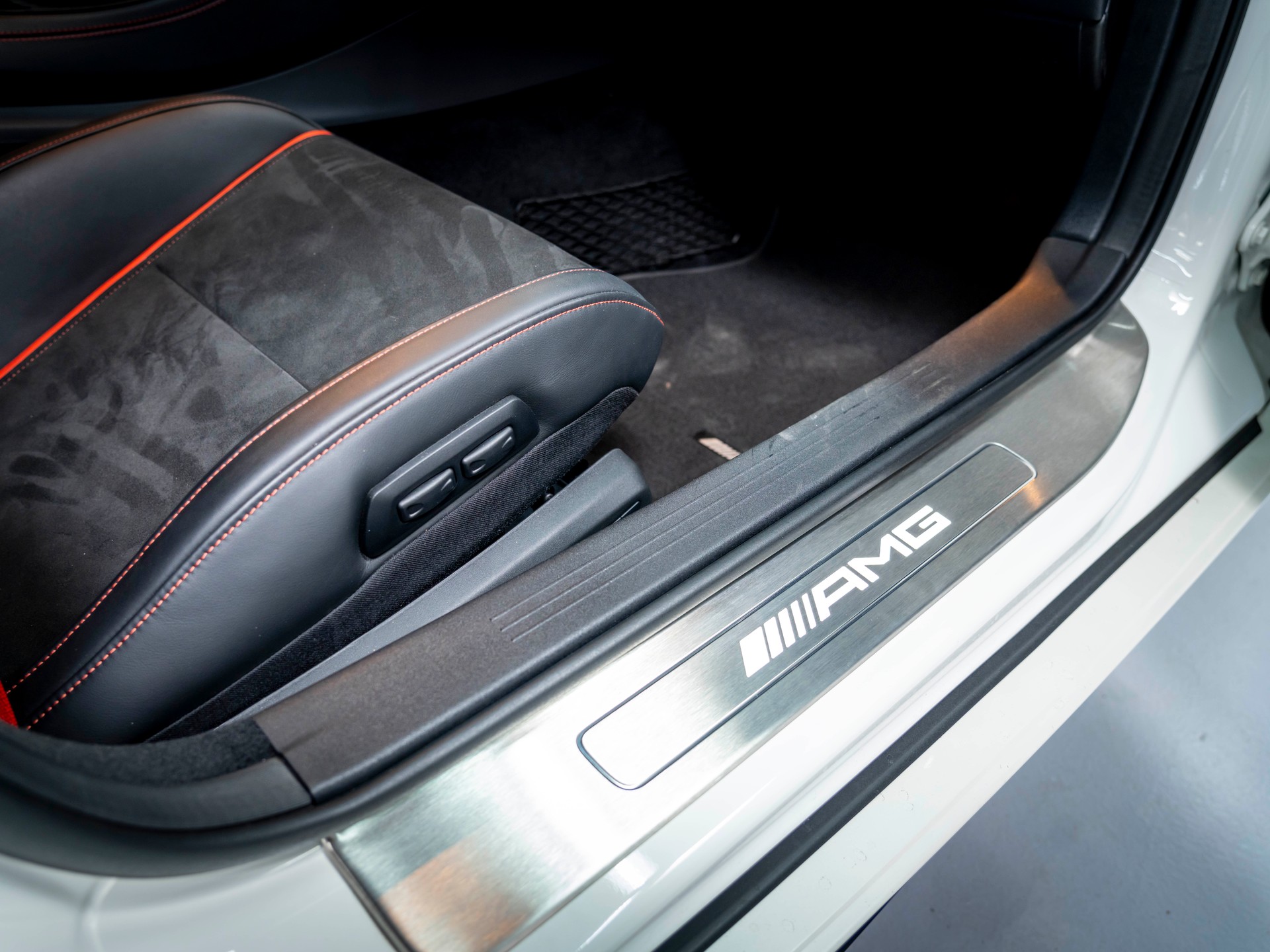 MERCEDES-BENZ AMG GT S Edition 1 Speedshift DCT-image-16