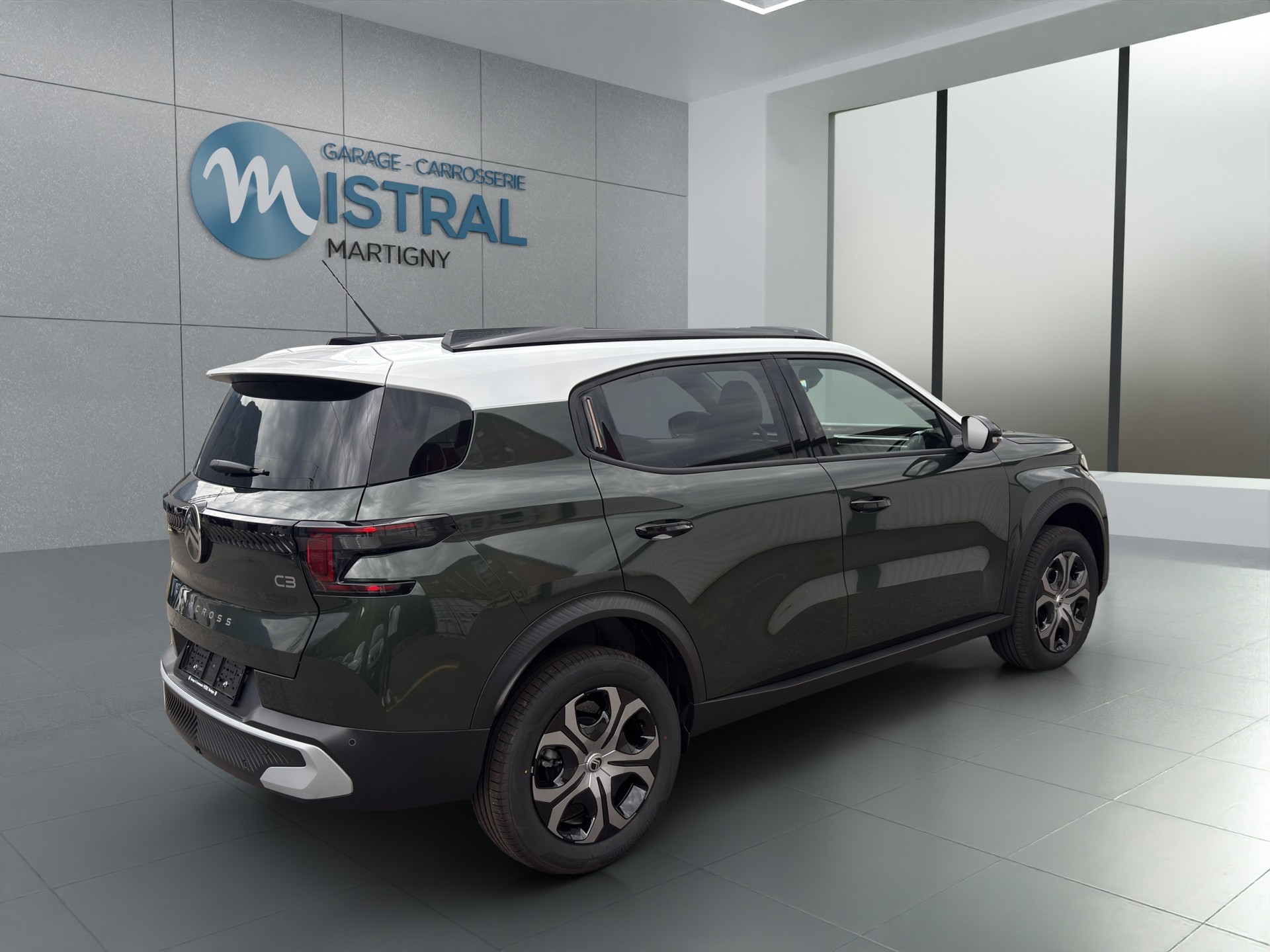 CITROEN C3 Aircross 1.2 Hybrid Plus-showroom-element-3