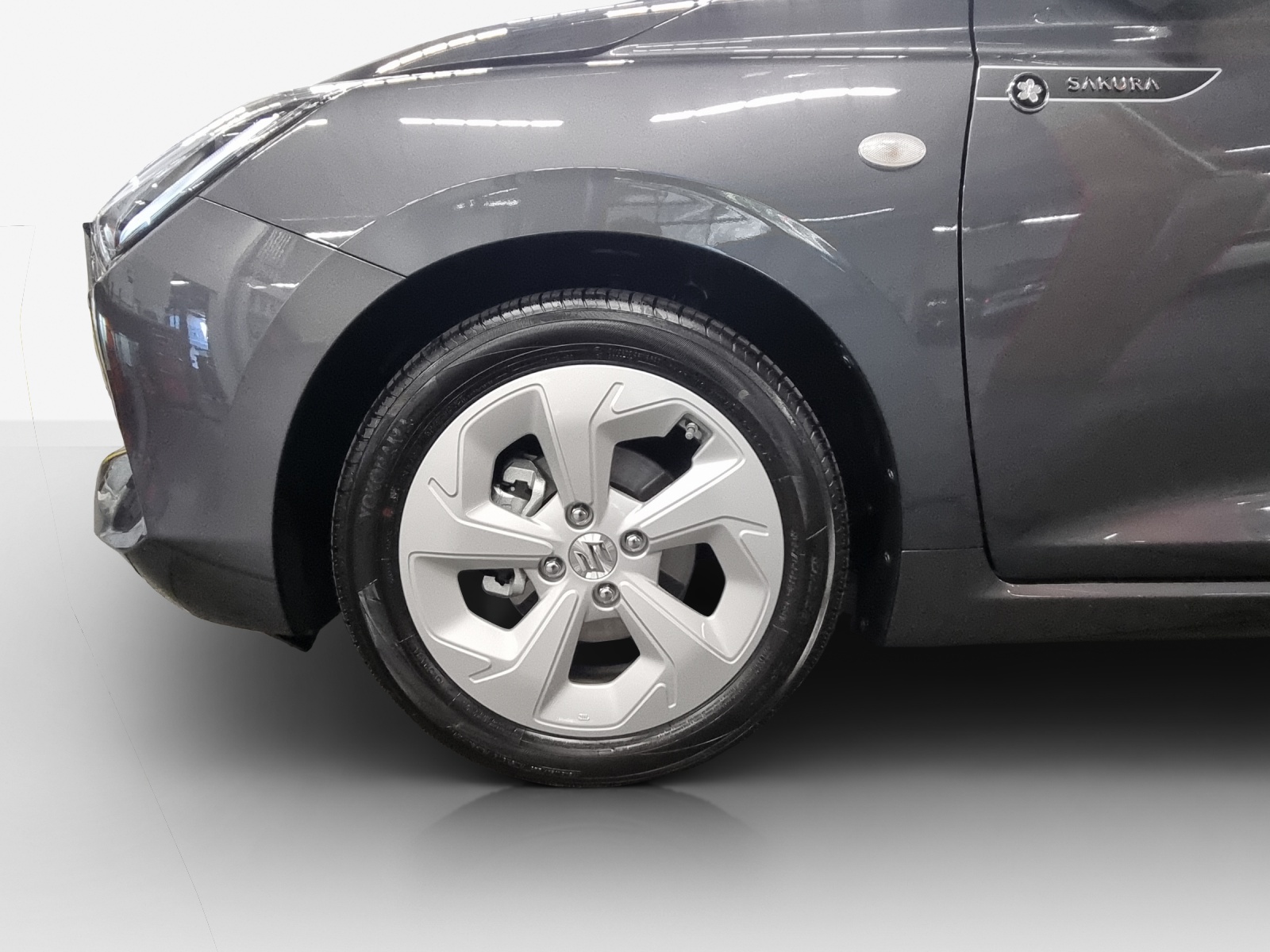 SUZUKI Swift 1.2 Sakura Hybrid CVT-image-13