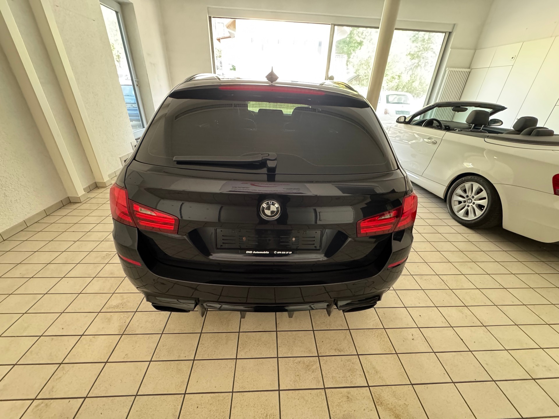 BMW M550d xDrive Touring Steptronic-image-5