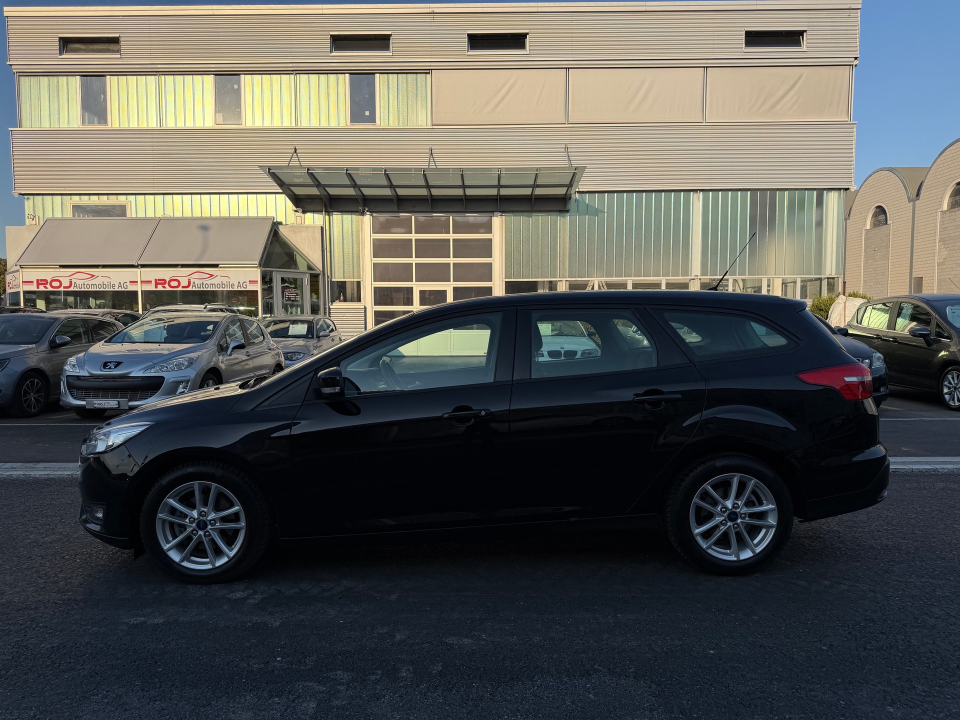FORD Focus 1.6i VCT Trend PowerShift
