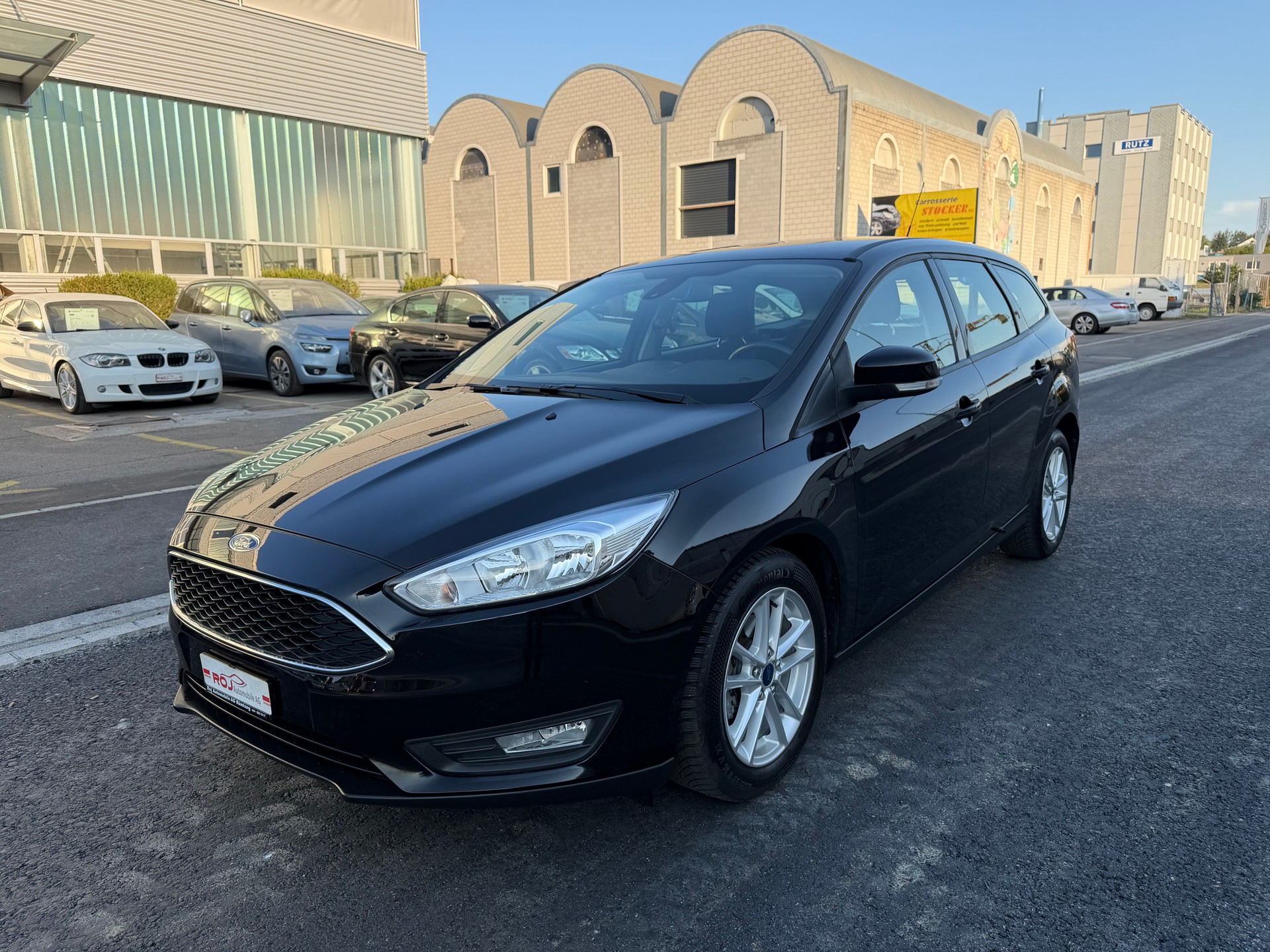 FORD Focus 1.6i VCT Trend PowerShift-showroom-element-1