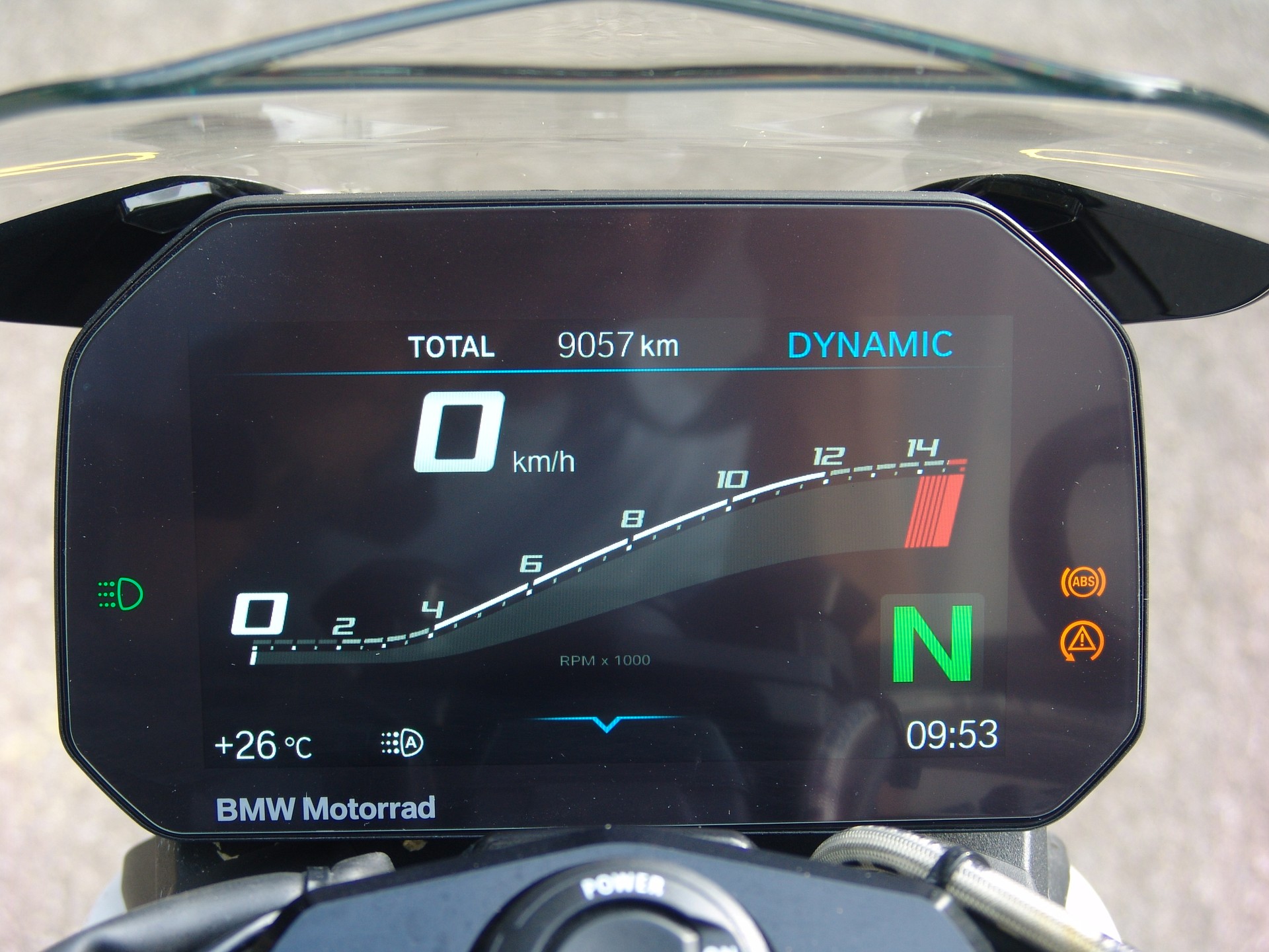 BMW M 1000 R-image-5