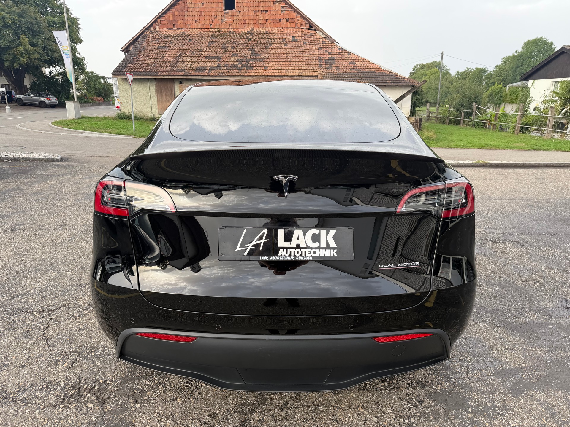 TESLA Model Y Performance-image-10