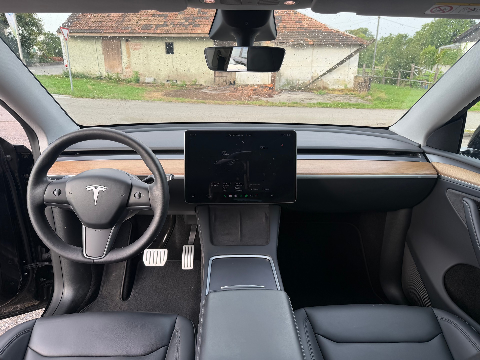 TESLA Model Y Performance-image-15
