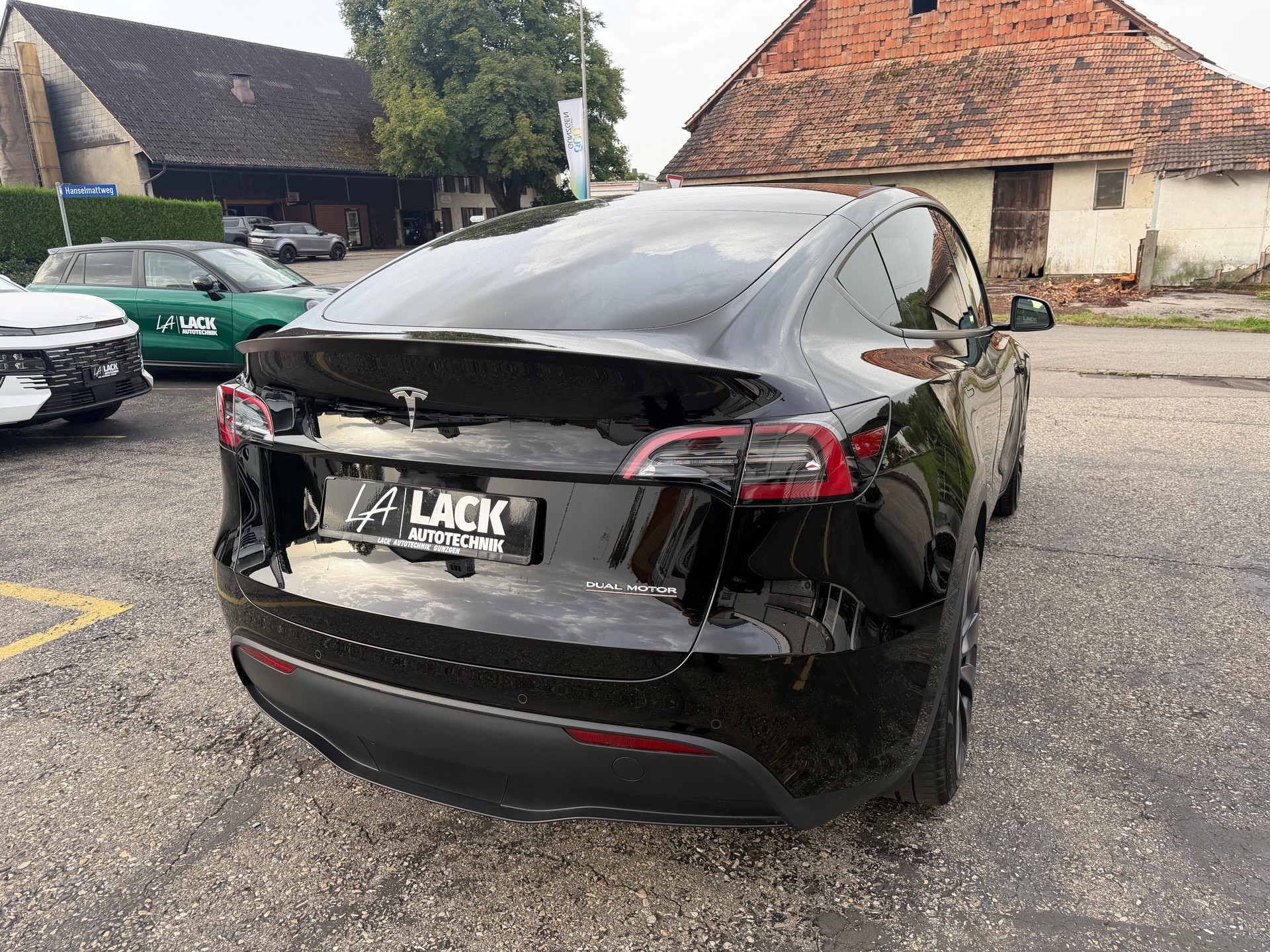 TESLA Model Y Performance-image-9