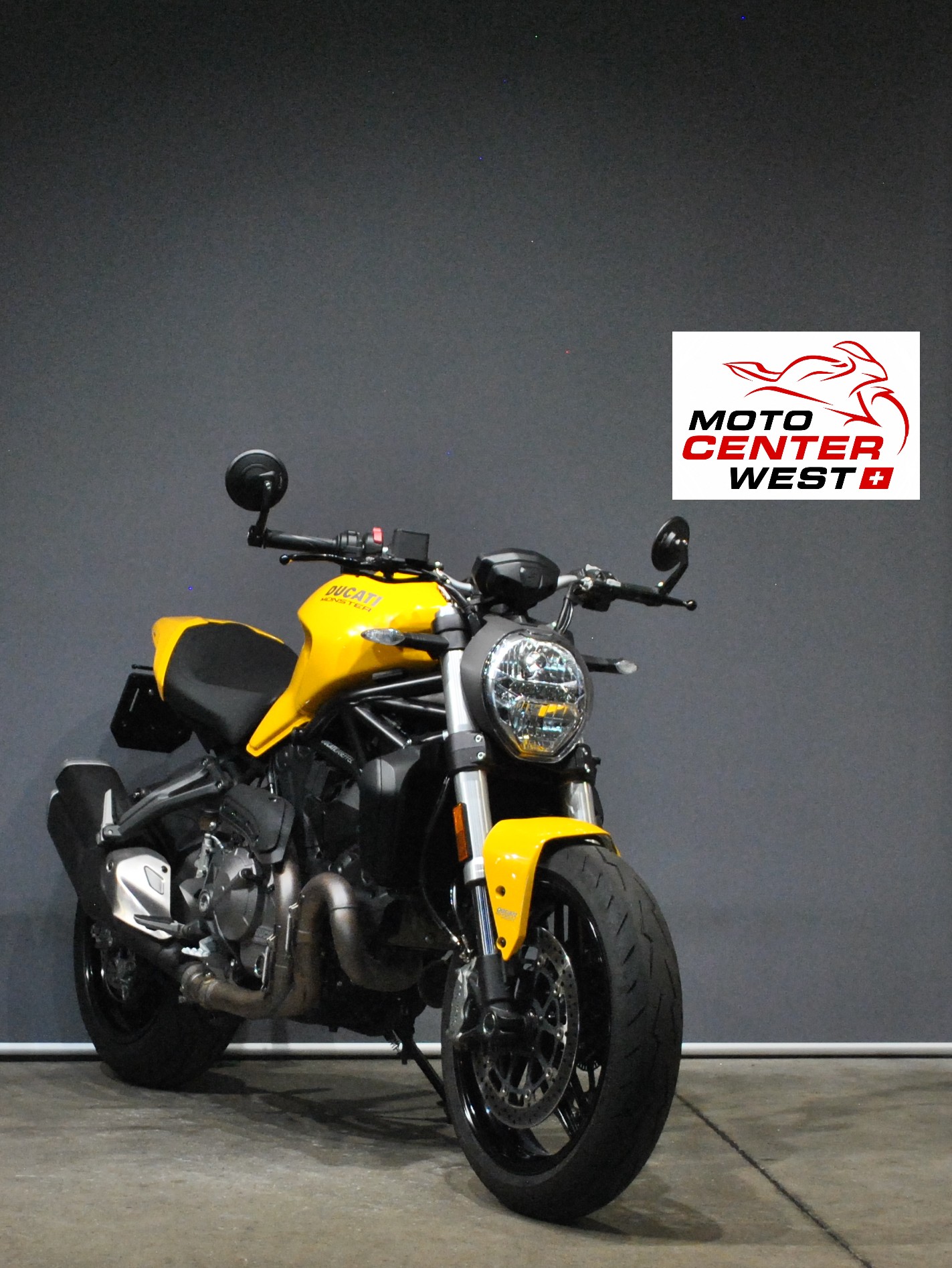 DUCATI MONSTER 821-image-0