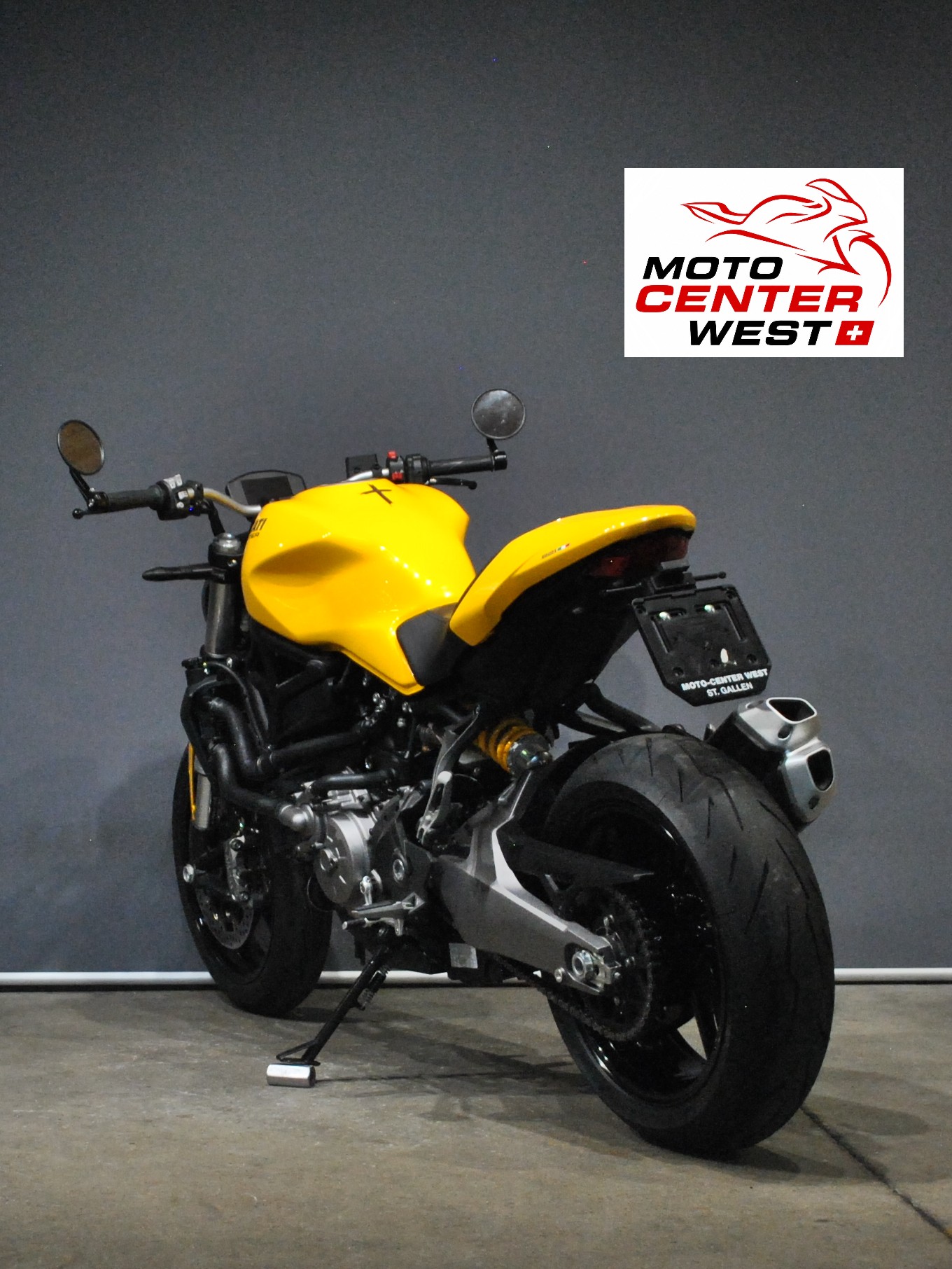 DUCATI MONSTER 821-image-3