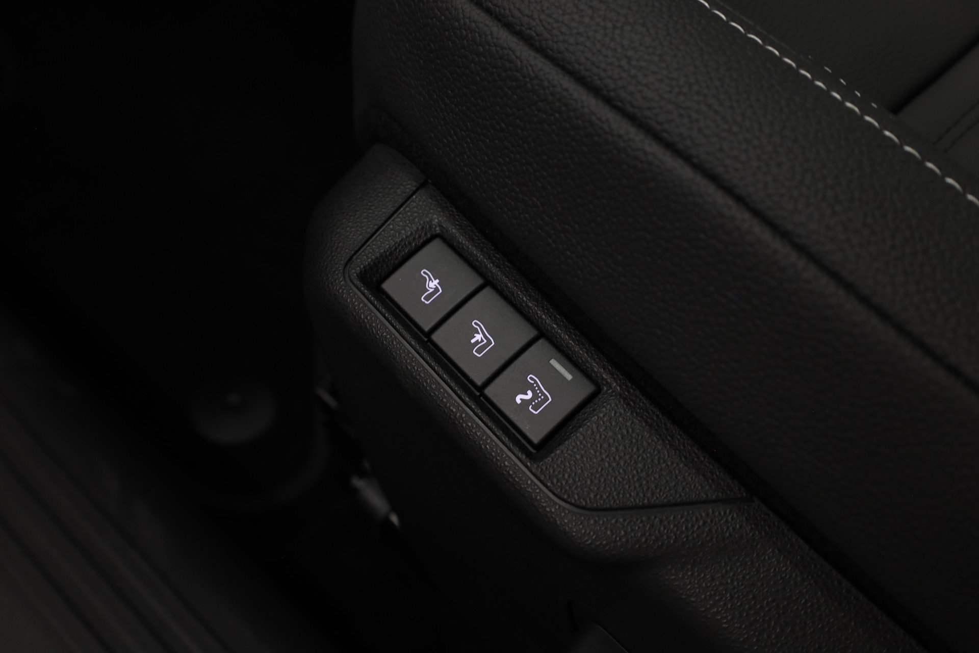 JEEP Avenger 1.2 MHEV Summit-image-29