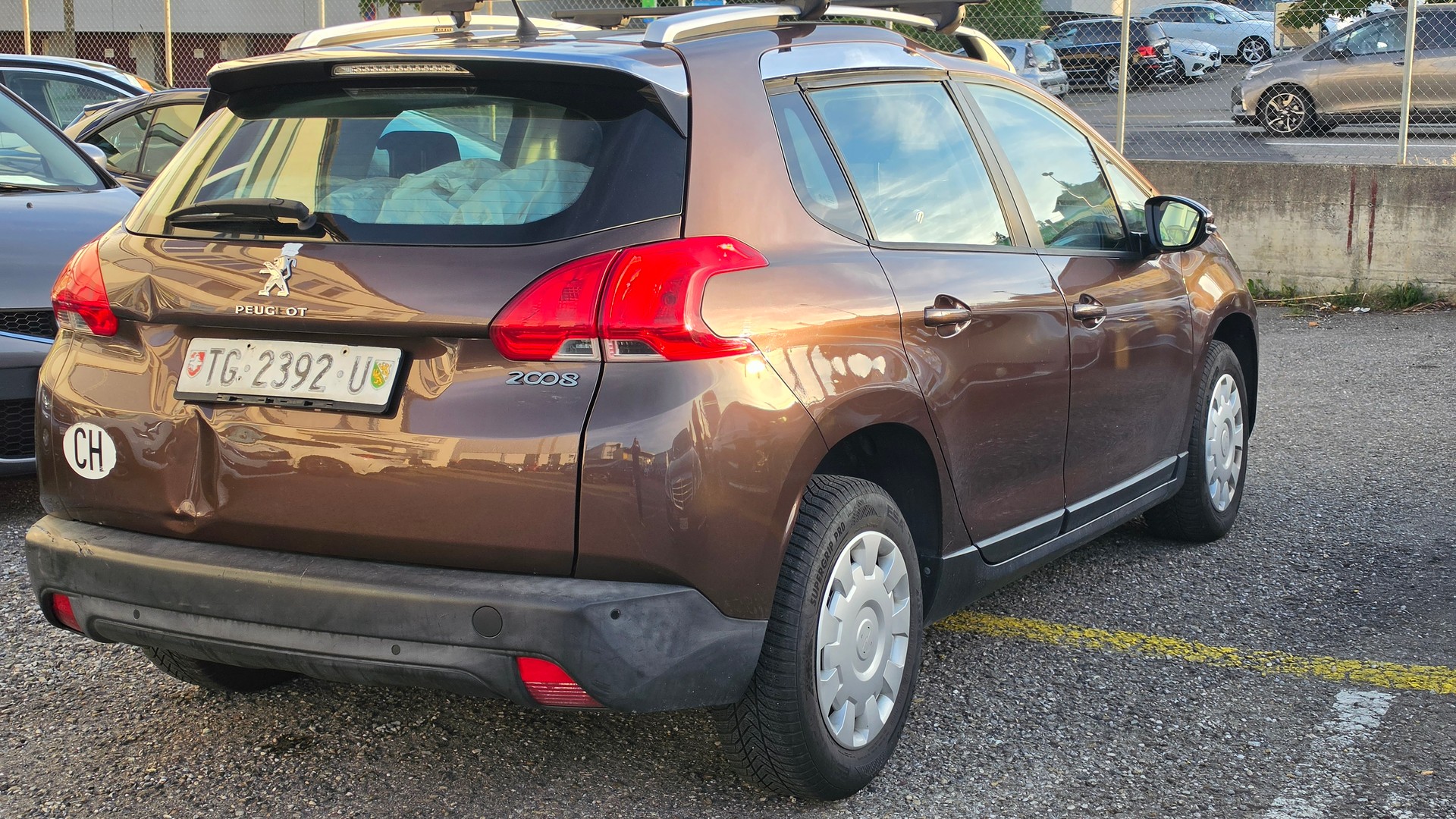 PEUGEOT 2008 1.2 VTI Active-showroom-element-3