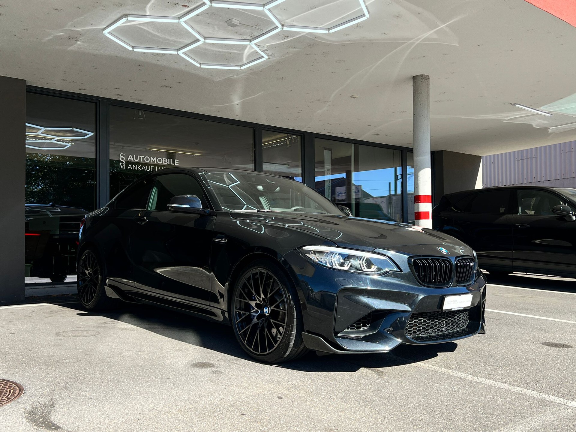 BMW M2 *//M-Performance Carbon Kit* Facelift Modell ohne OPF* Drivelogic-showroom-element-2