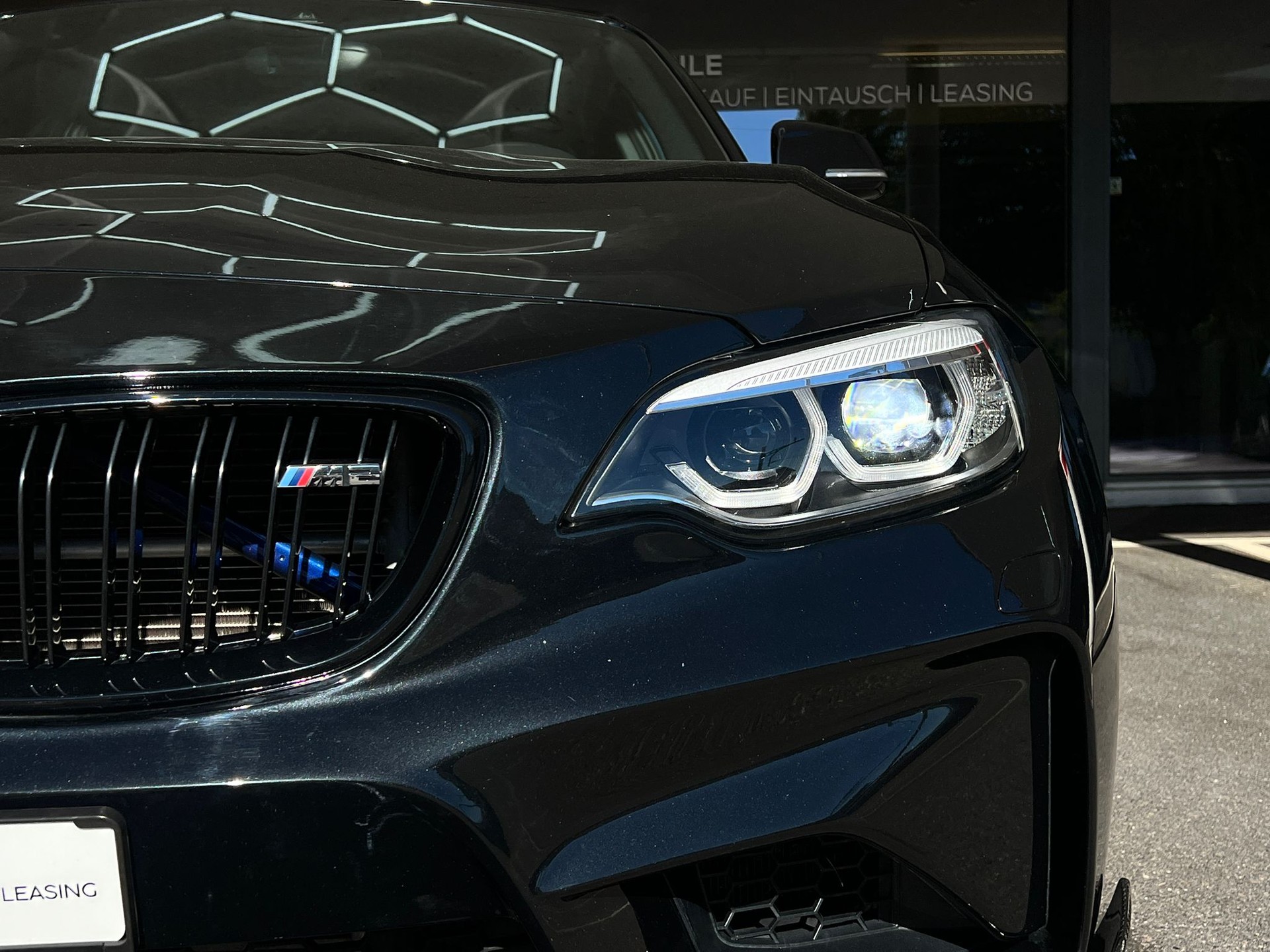 BMW M2 *//M-Performance Carbon Kit* Facelift Modell ohne OPF* Drivelogic-showroom-element-3
