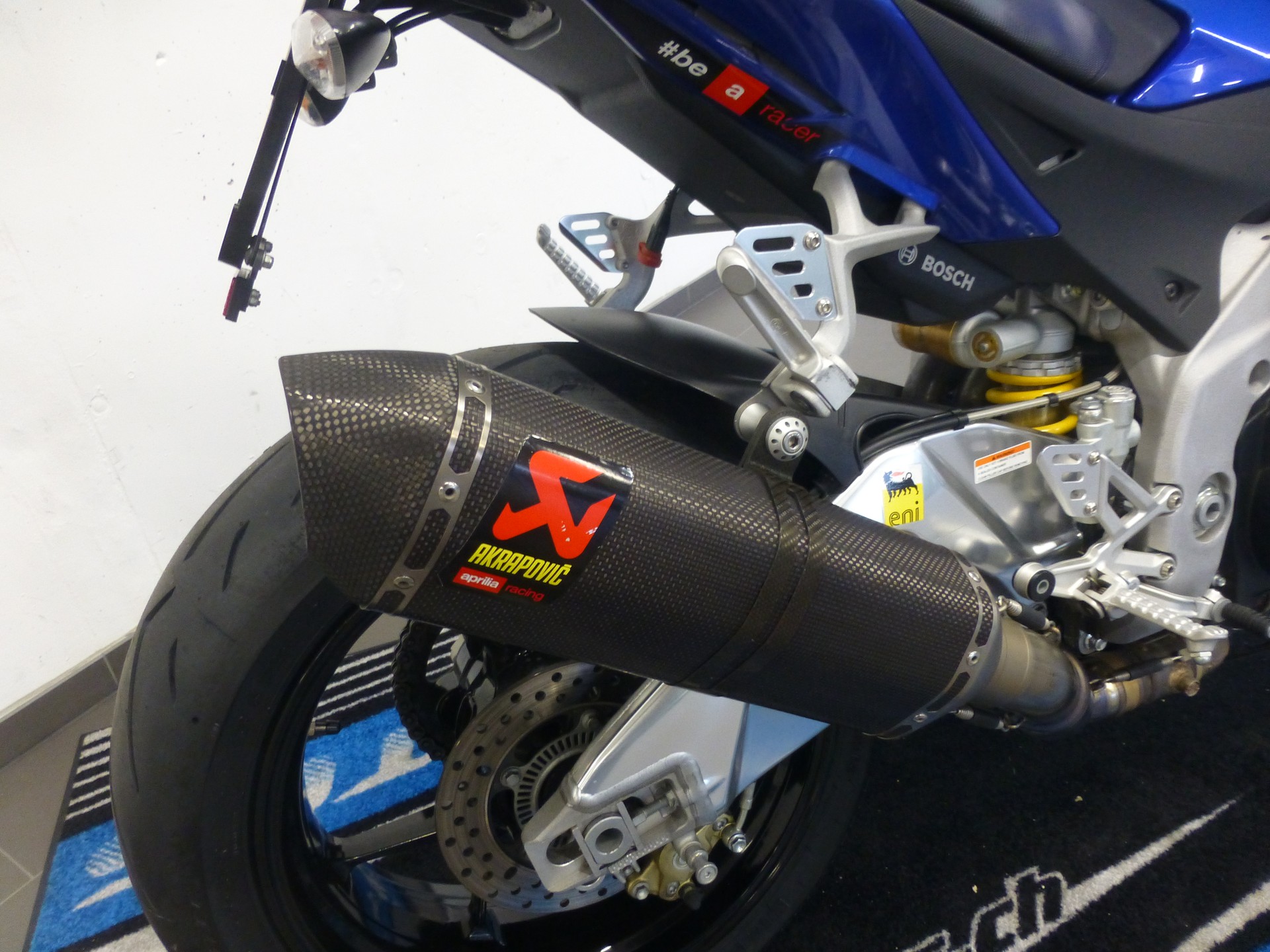 APRILIA Tuono V4 1100 R-image-4