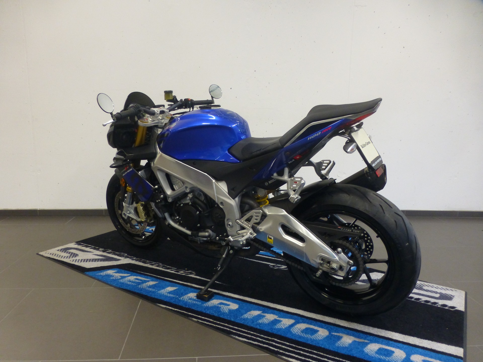APRILIA Tuono V4 1100 R-image-3