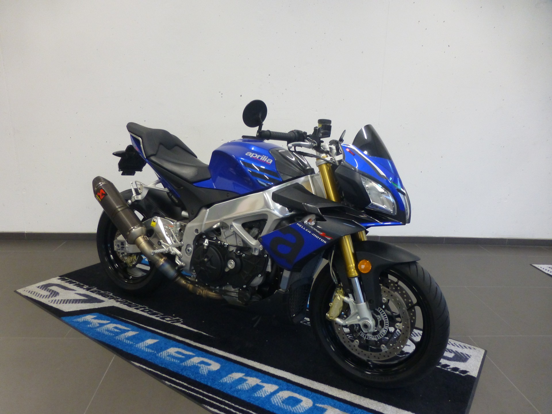 APRILIA Tuono V4 1100 R-image-2