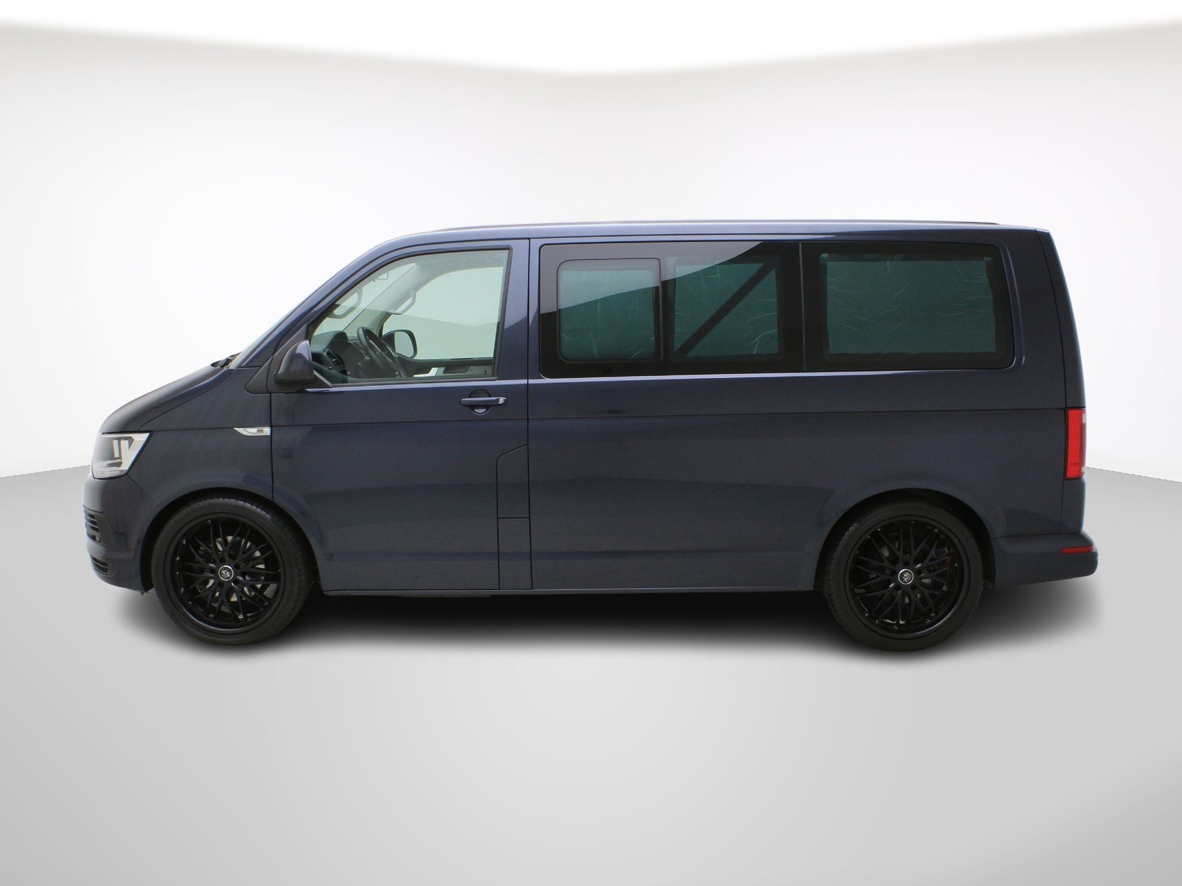 VW T6 Multivan 2.0 TDI Comfortline-showroom-element-2